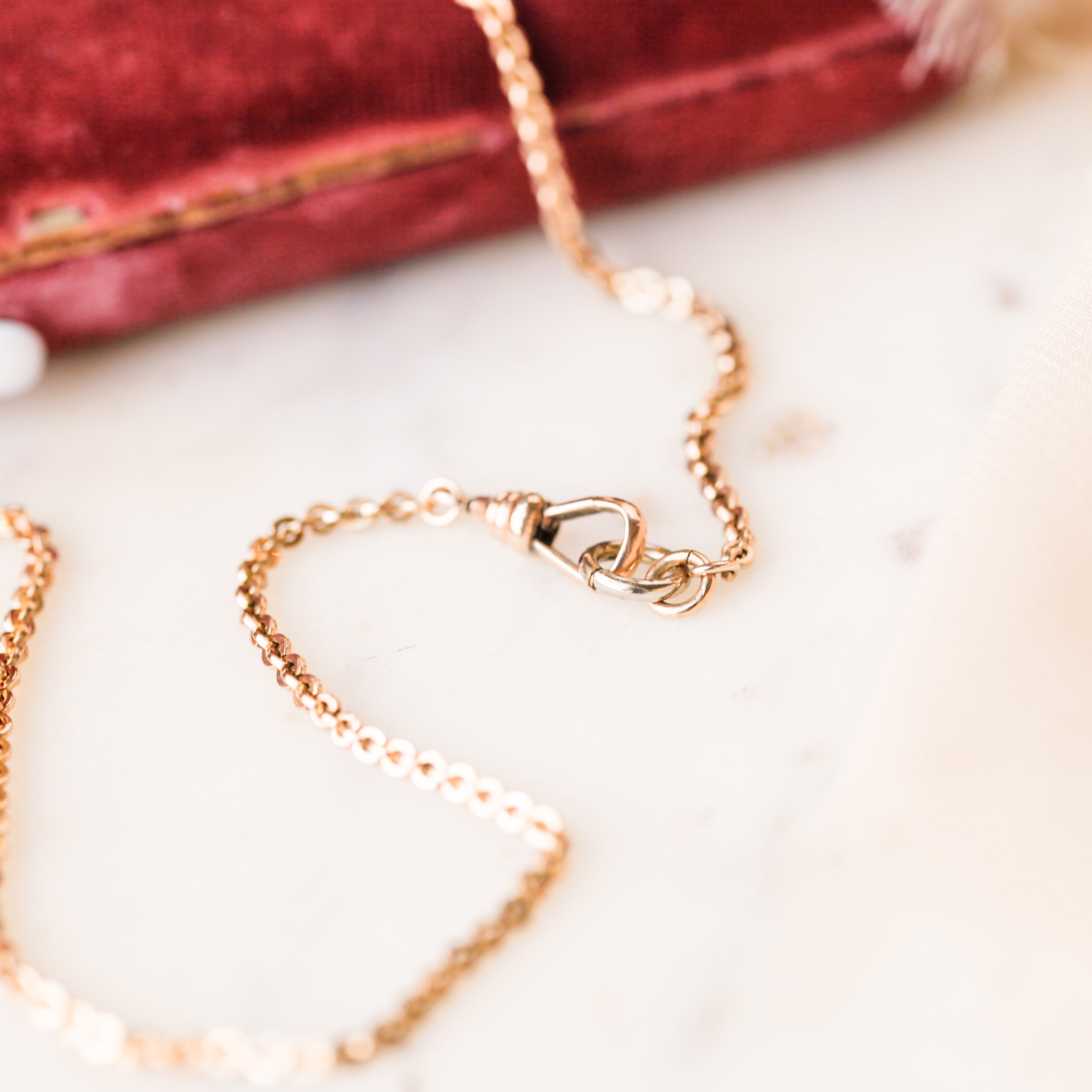 Bevie Victorian Chain