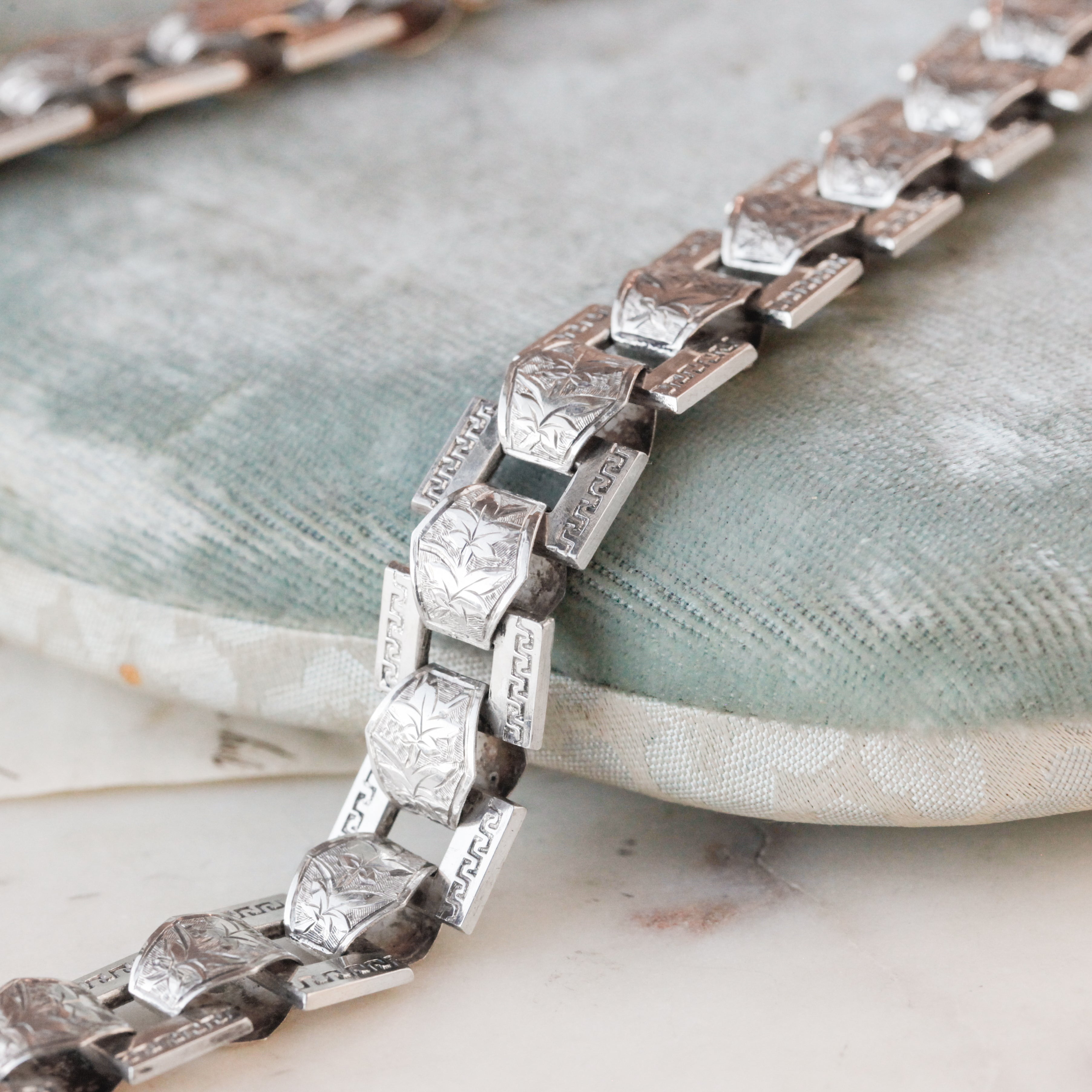 Lila Floral Link Necklace