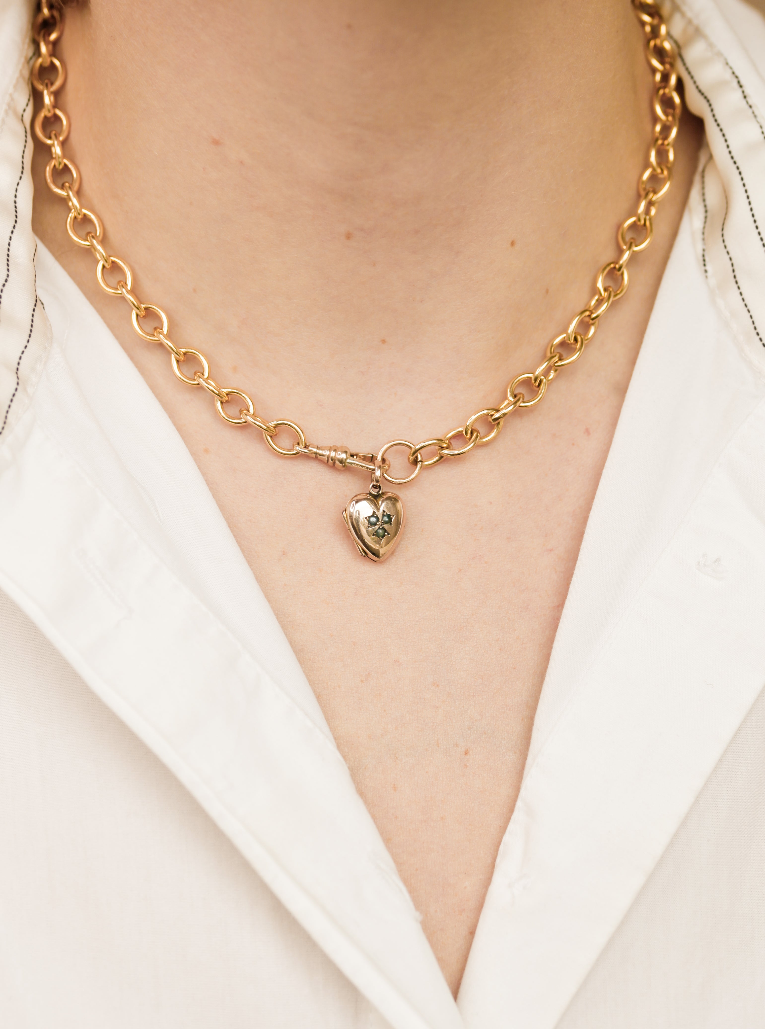 Phillie Pearl Locket
