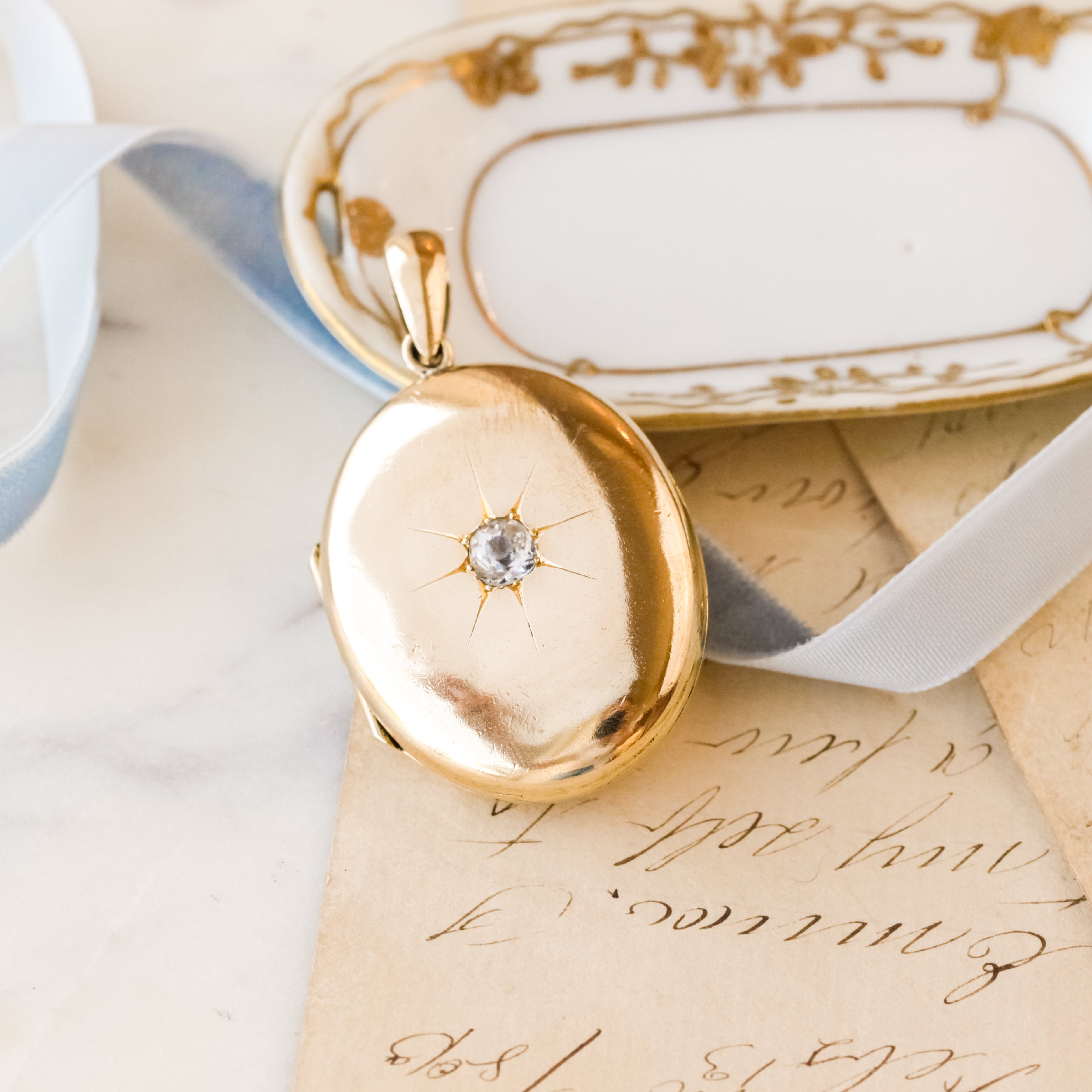 Geanie Celestial Locket