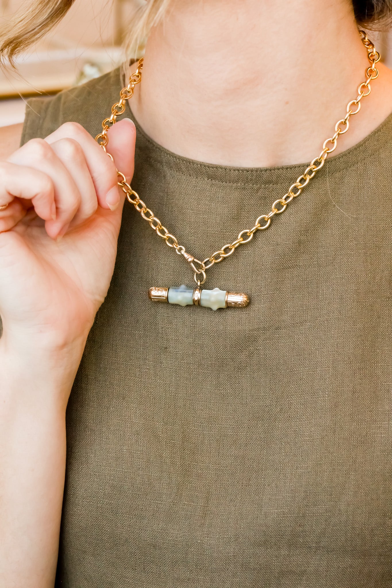 Secret Mother of Pearl Toggle