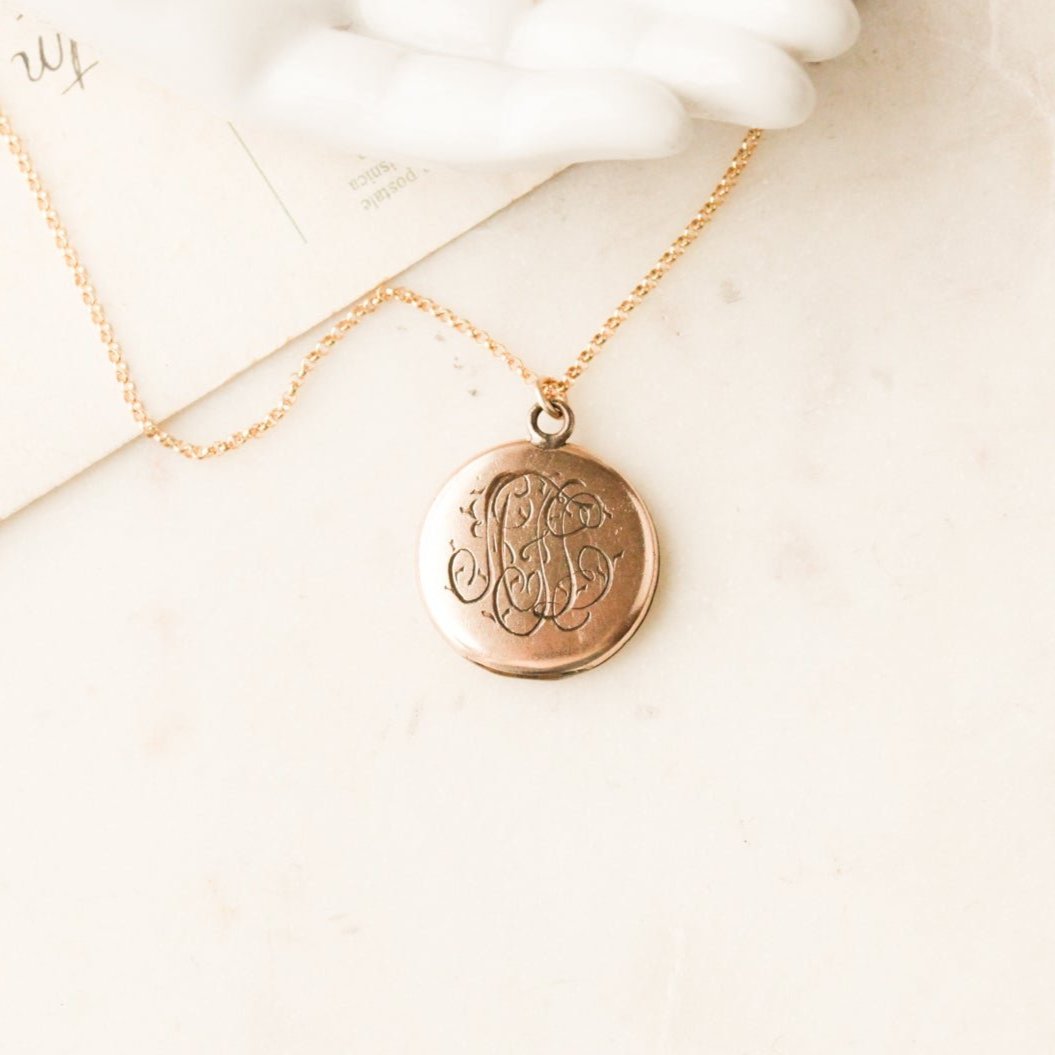 "AFL" Victorian Locket