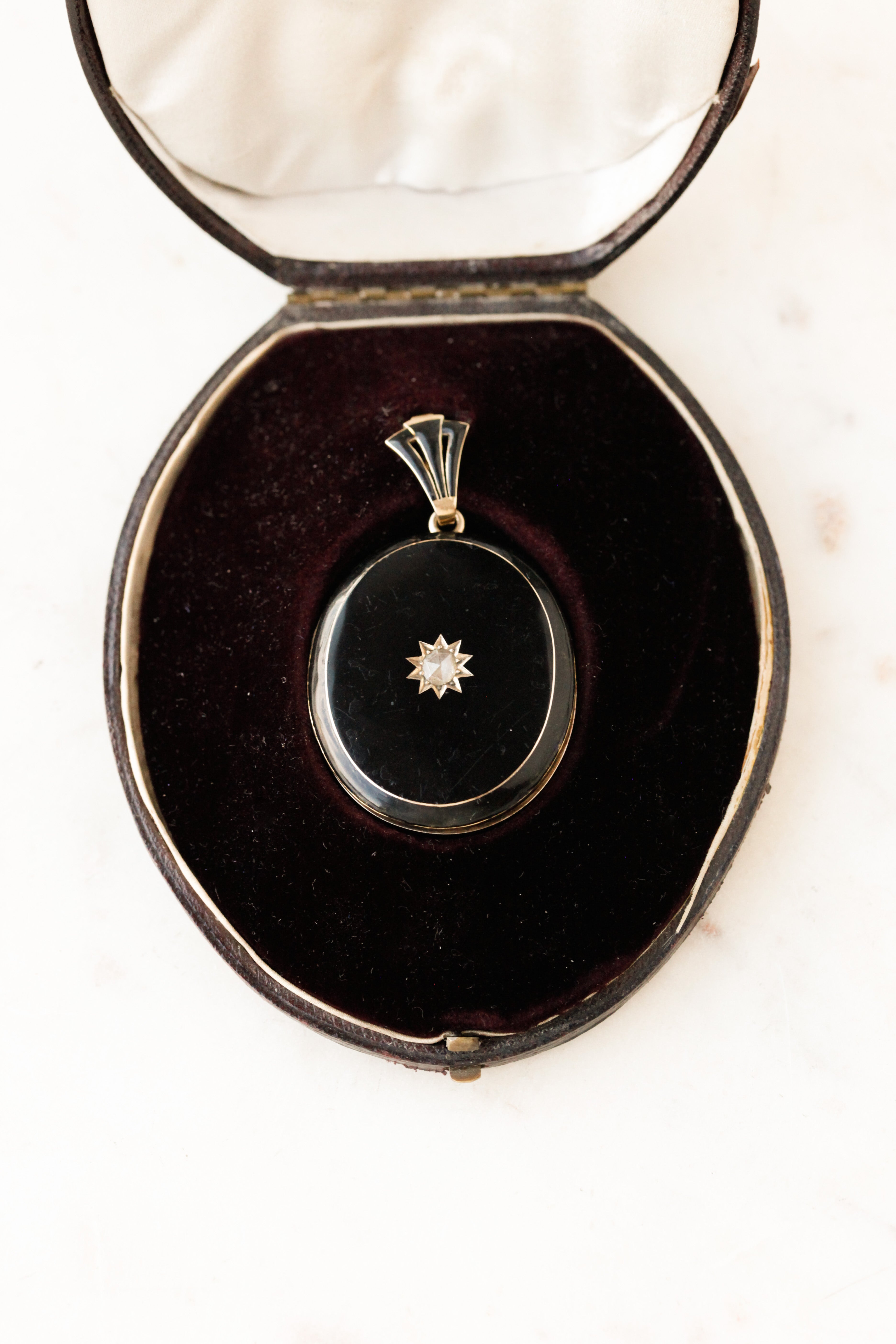 Rossi Norwich Deco Locket