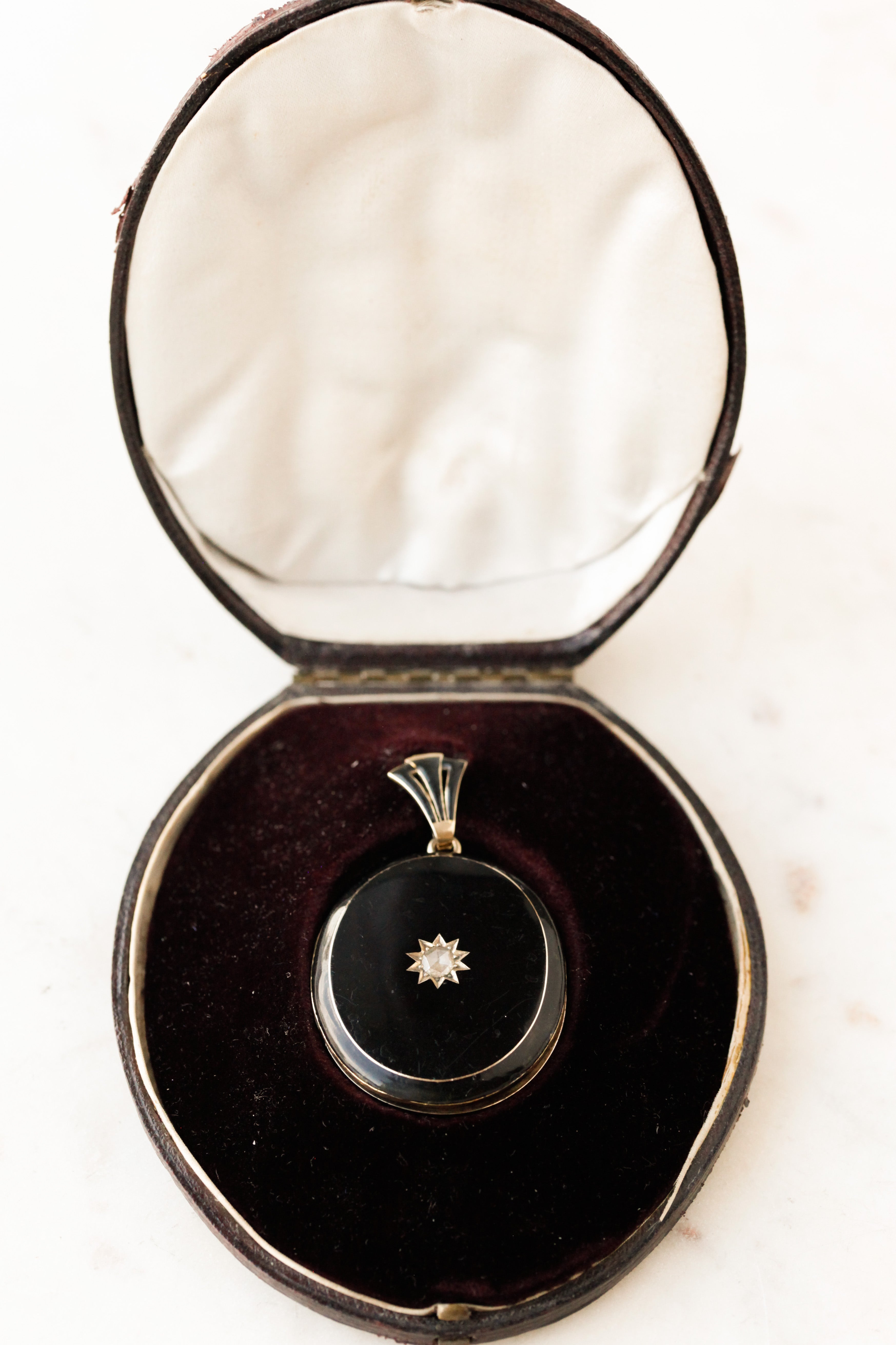 Rossi Norwich Deco Locket