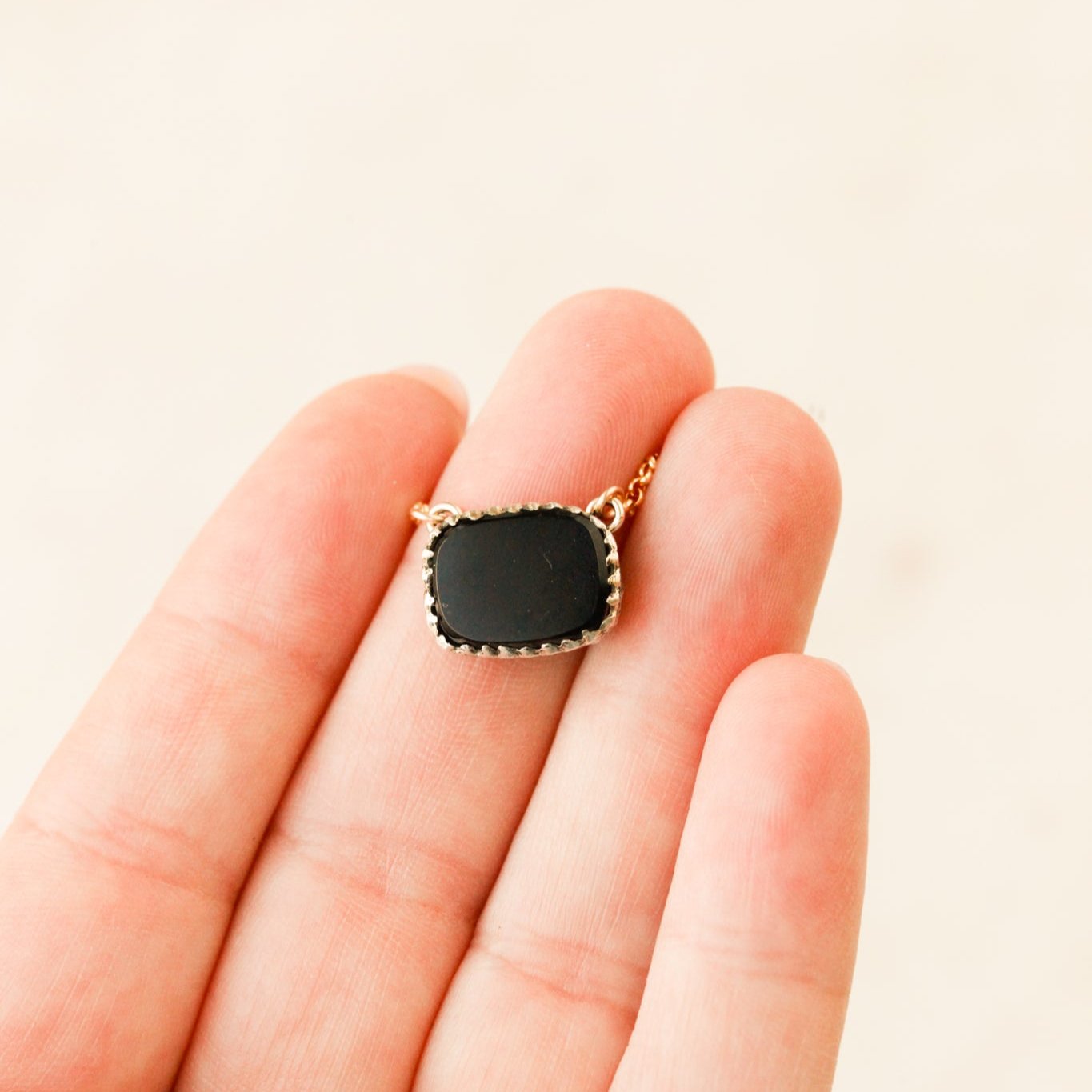 Achille Onyx Pendant