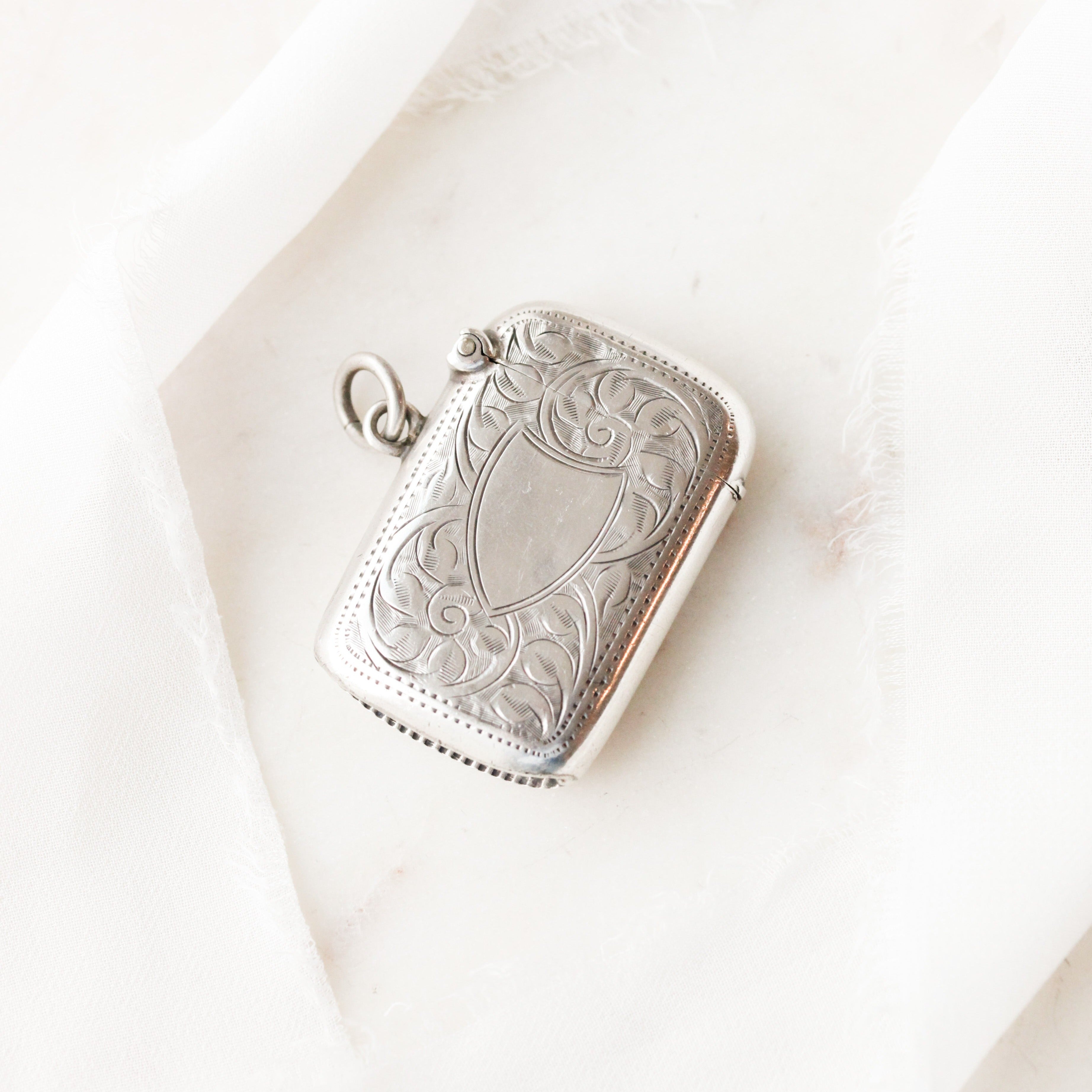 Roger Engraved Vesta Case