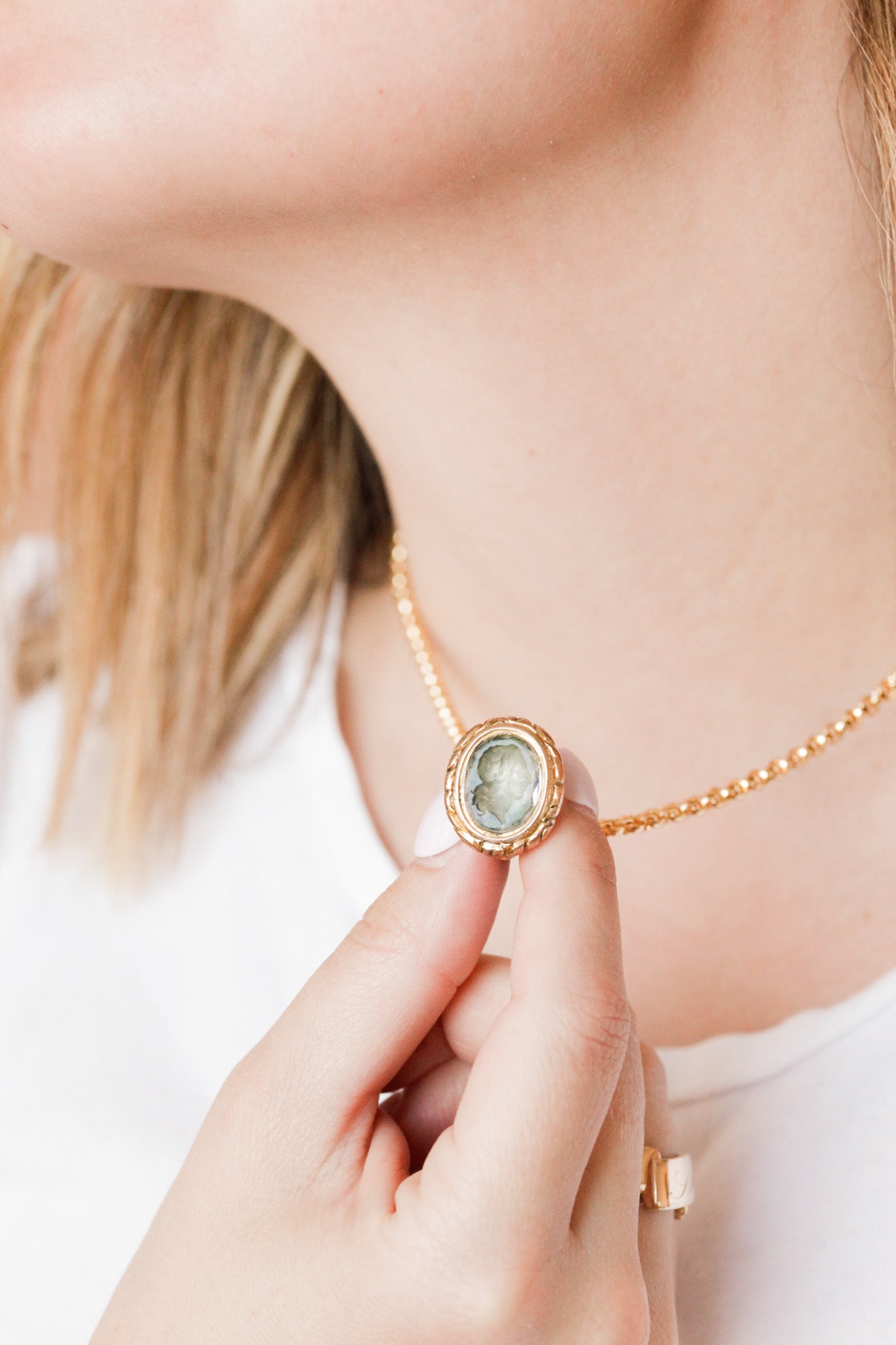 Elizabeth Intaglio Pendant