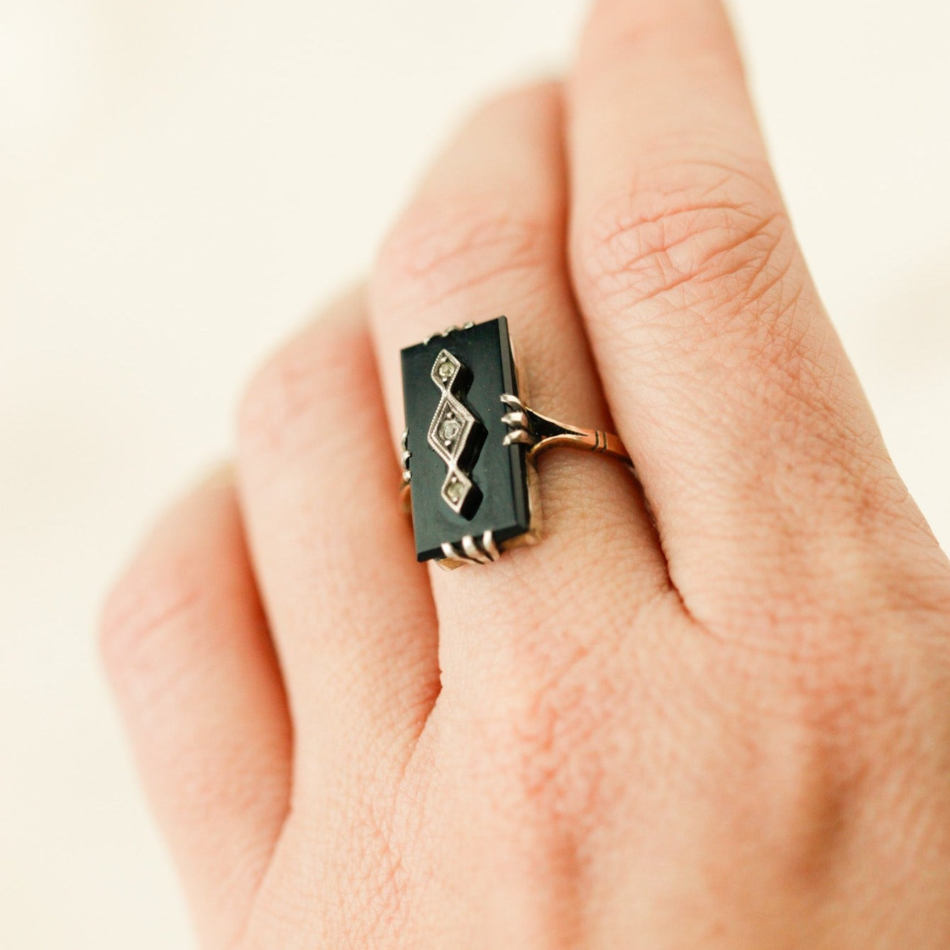 Edith Onyx Ring