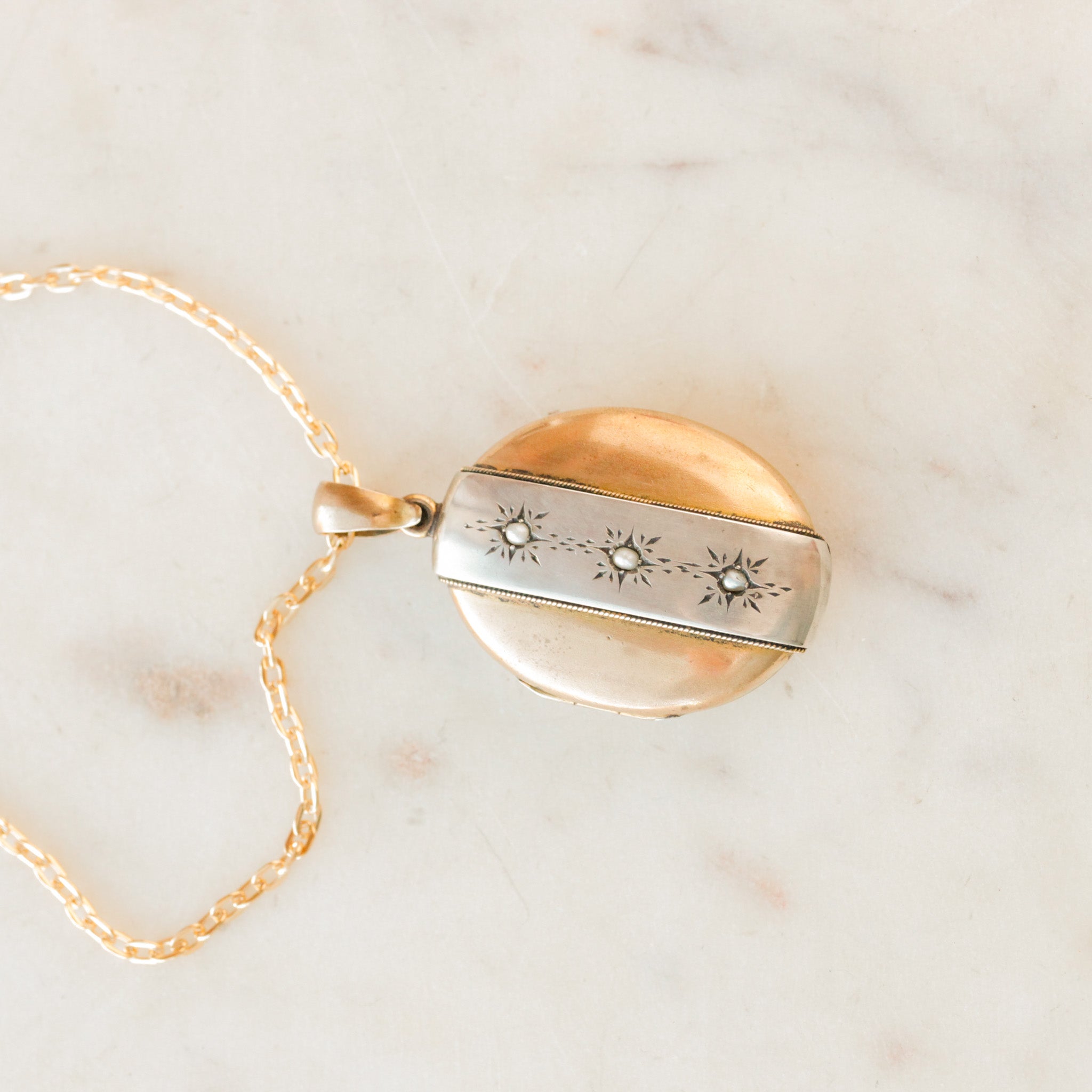 Daurier Celestial Pearl Locket
