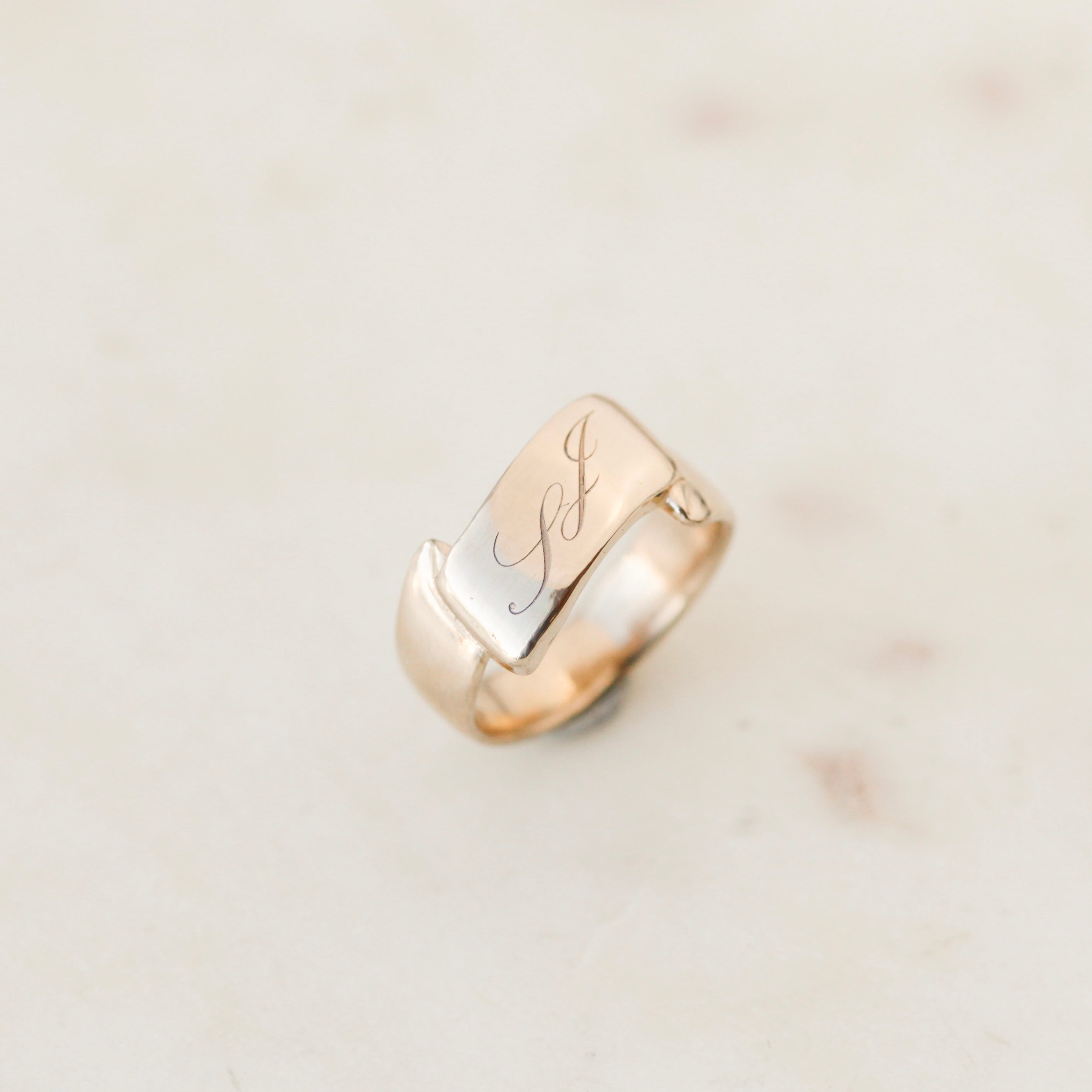 Wide Ribbon Ring