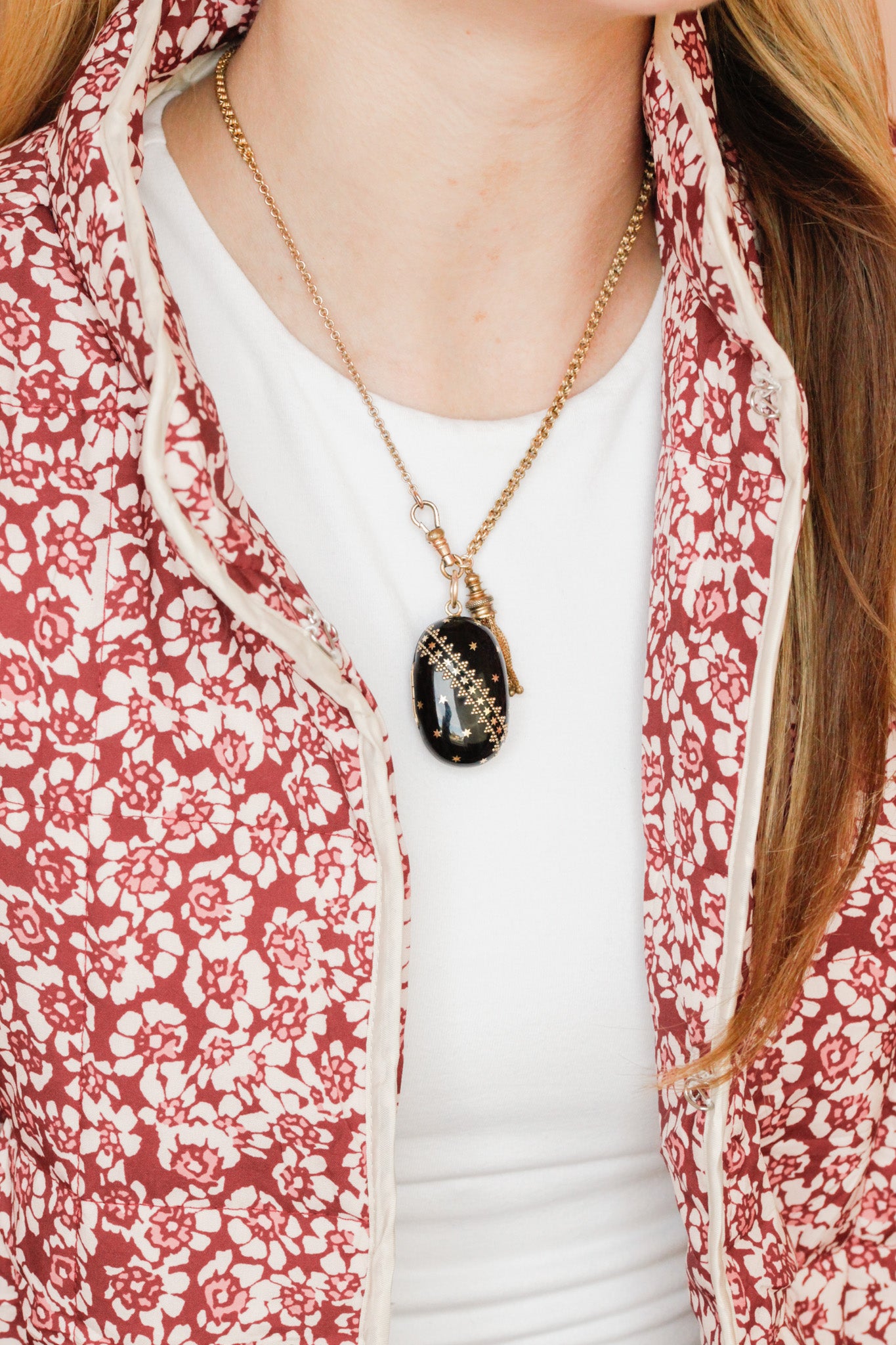 Pique Tortoiseshell Tasseled Locket