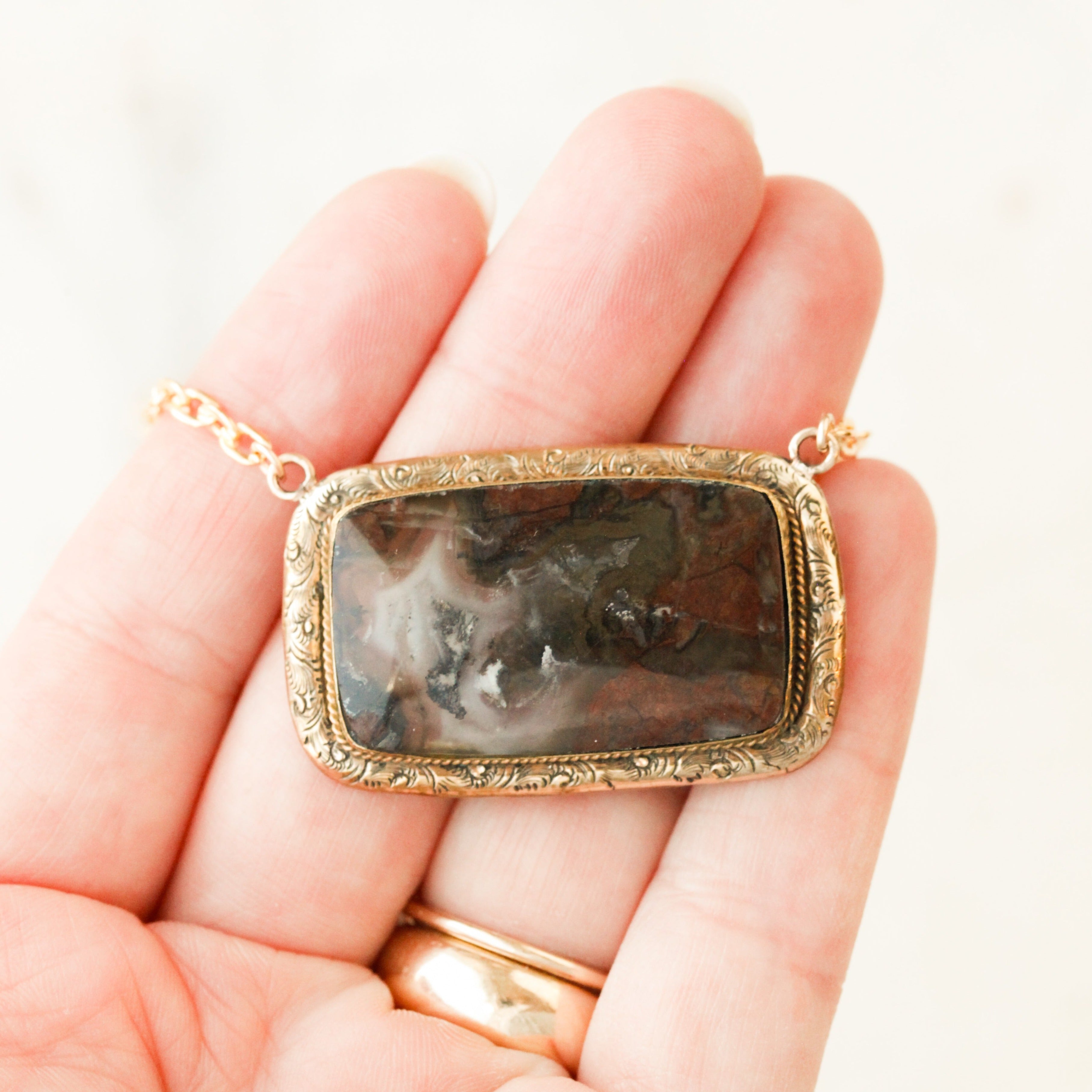 Eddie Agate Pendant
