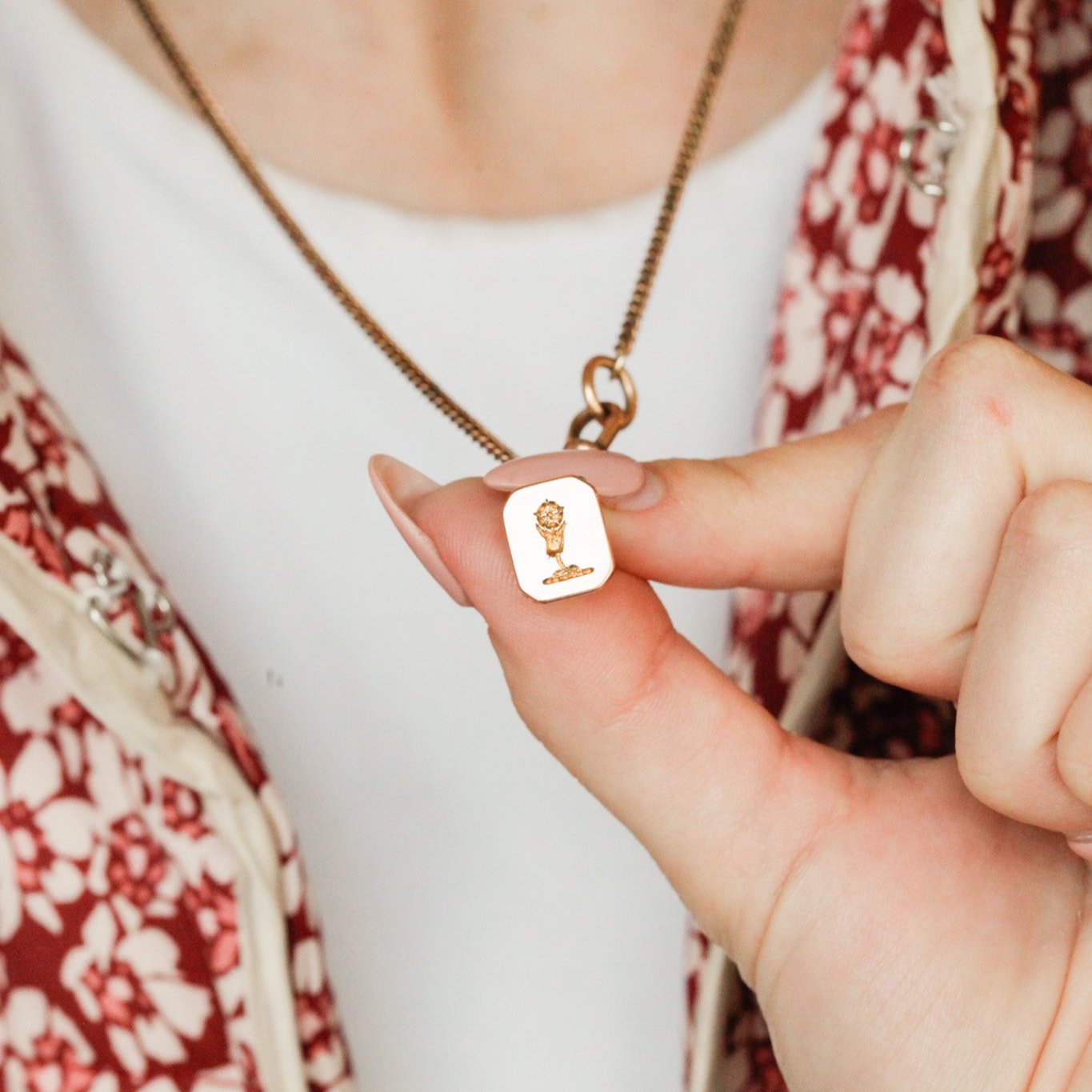 Gloria Floral Pendant