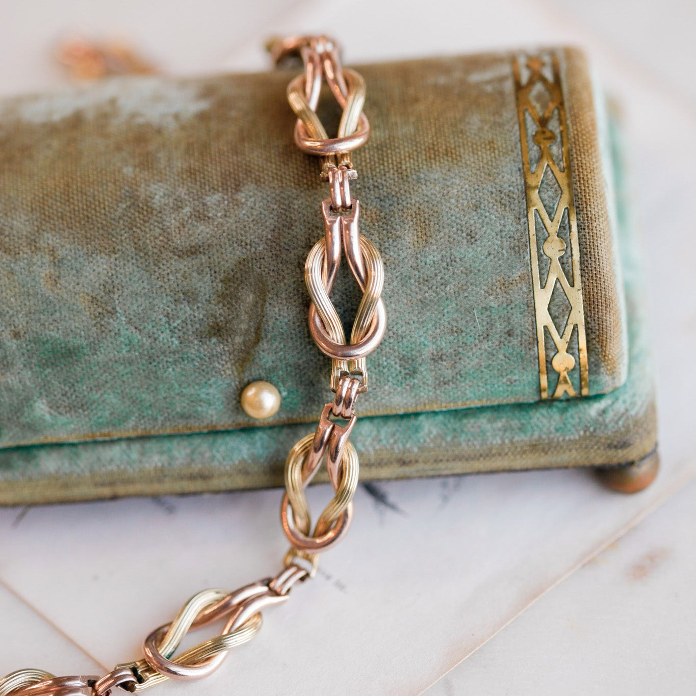 Lover's Knot Necklace
