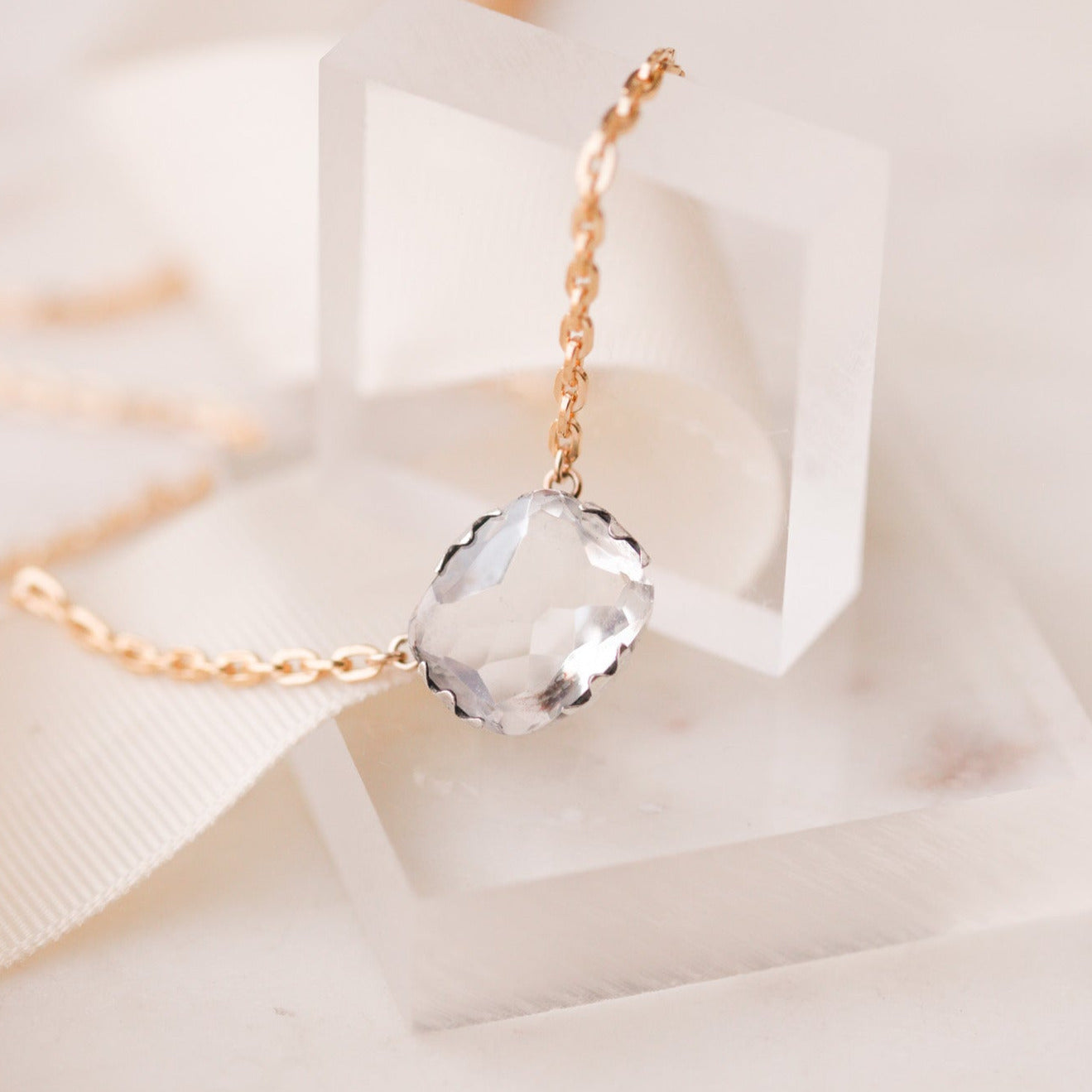 Yvon Deco Pendant