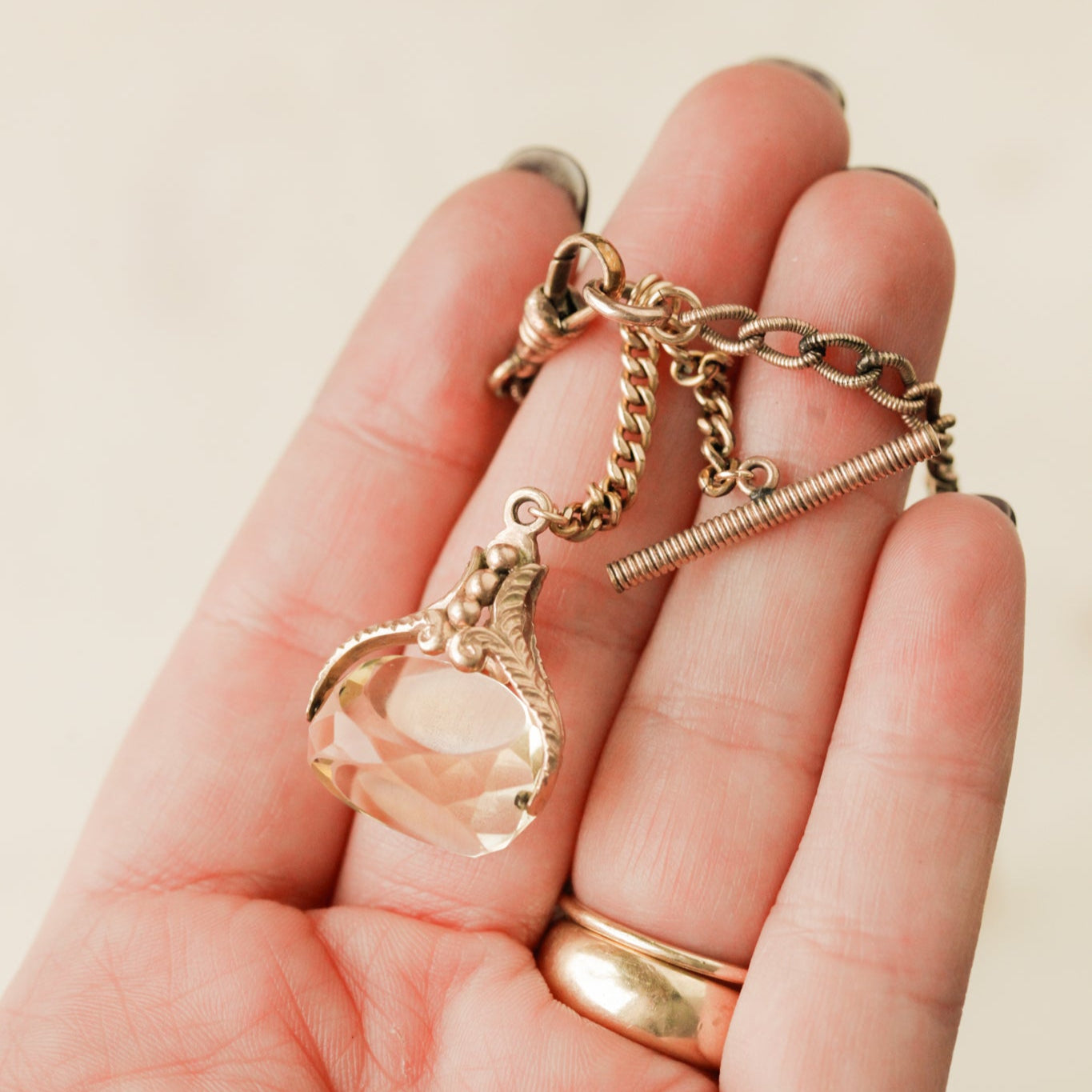 Atoli Spinning Citrine Pendant