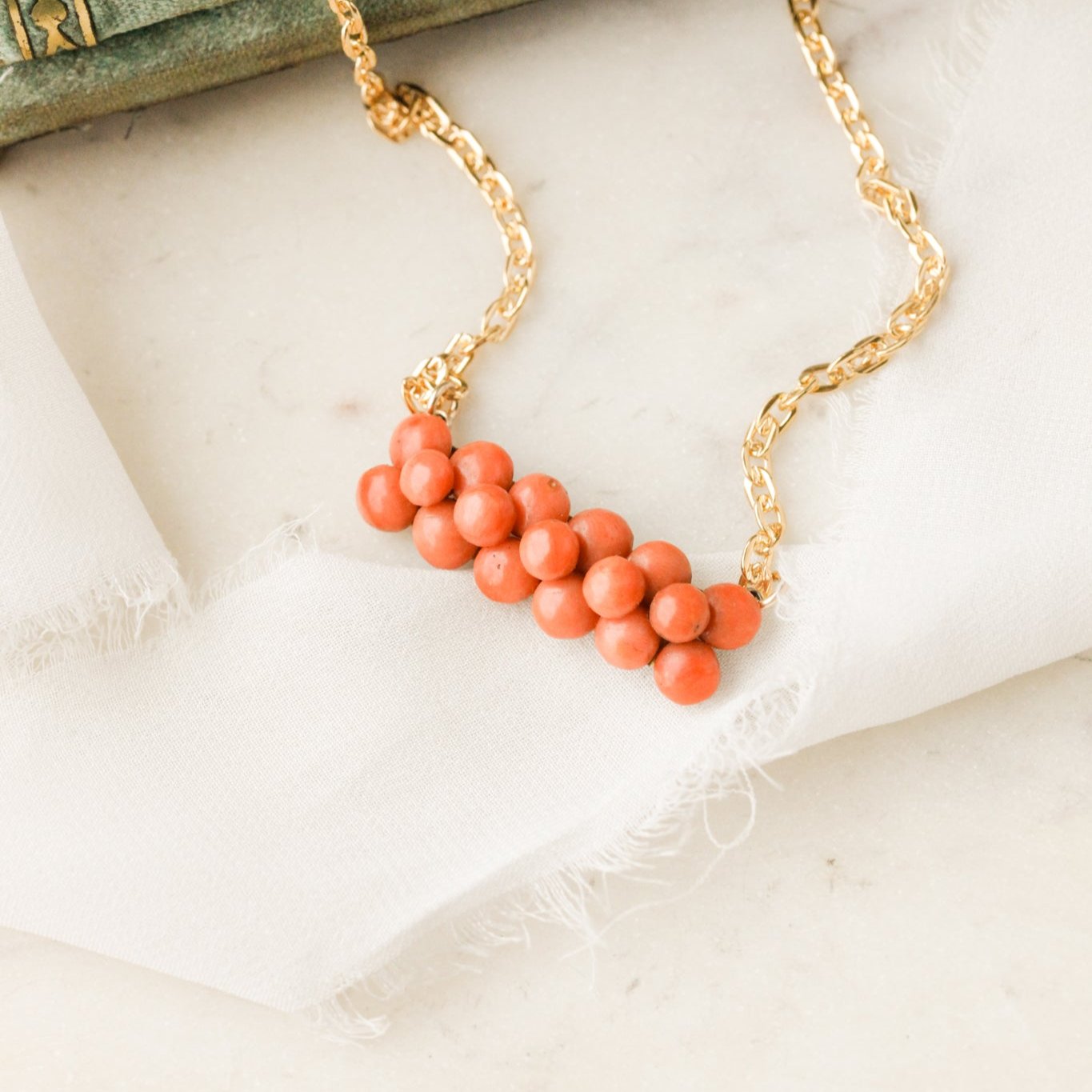 Vesarice Coral Pendant