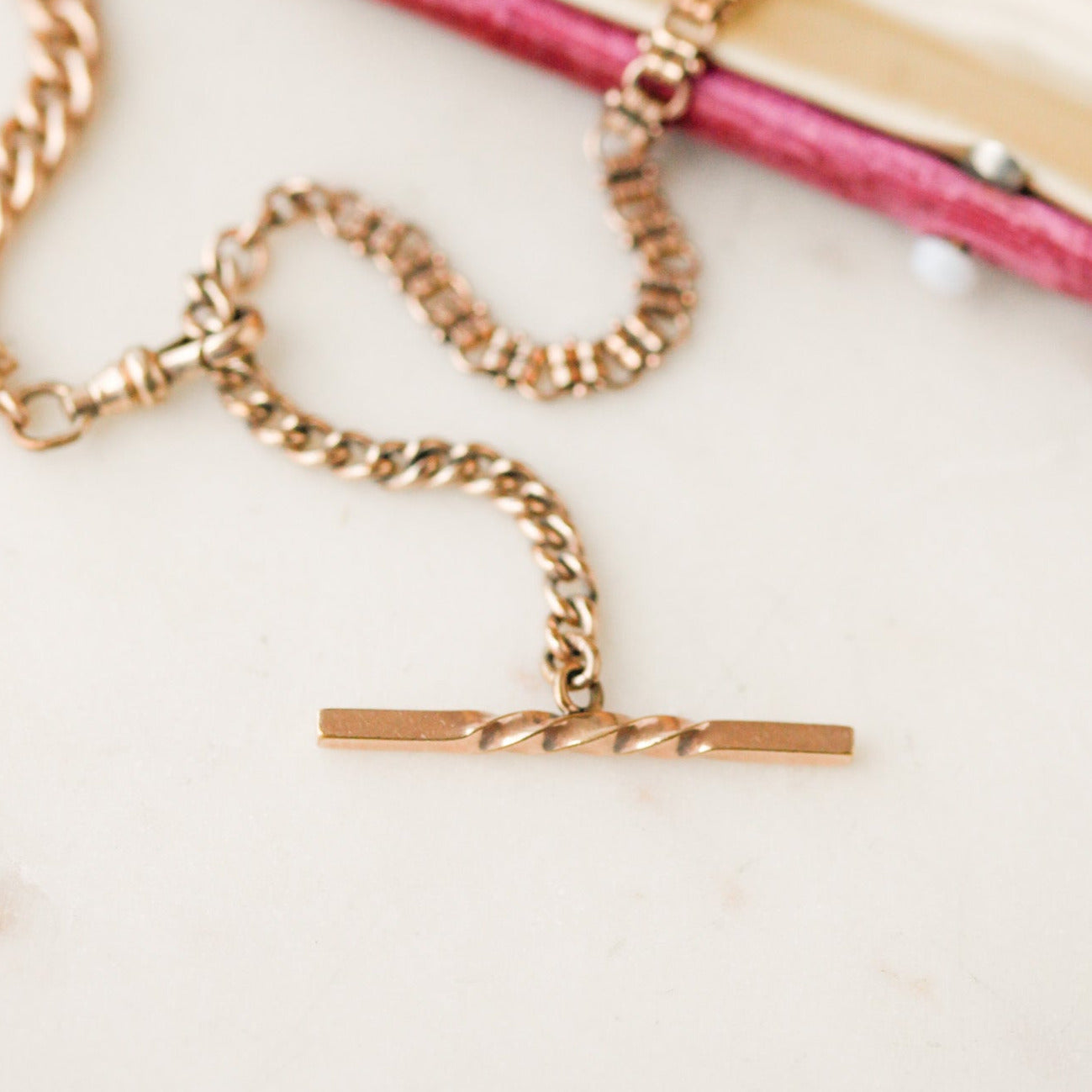 André Classic Toggle Necklace