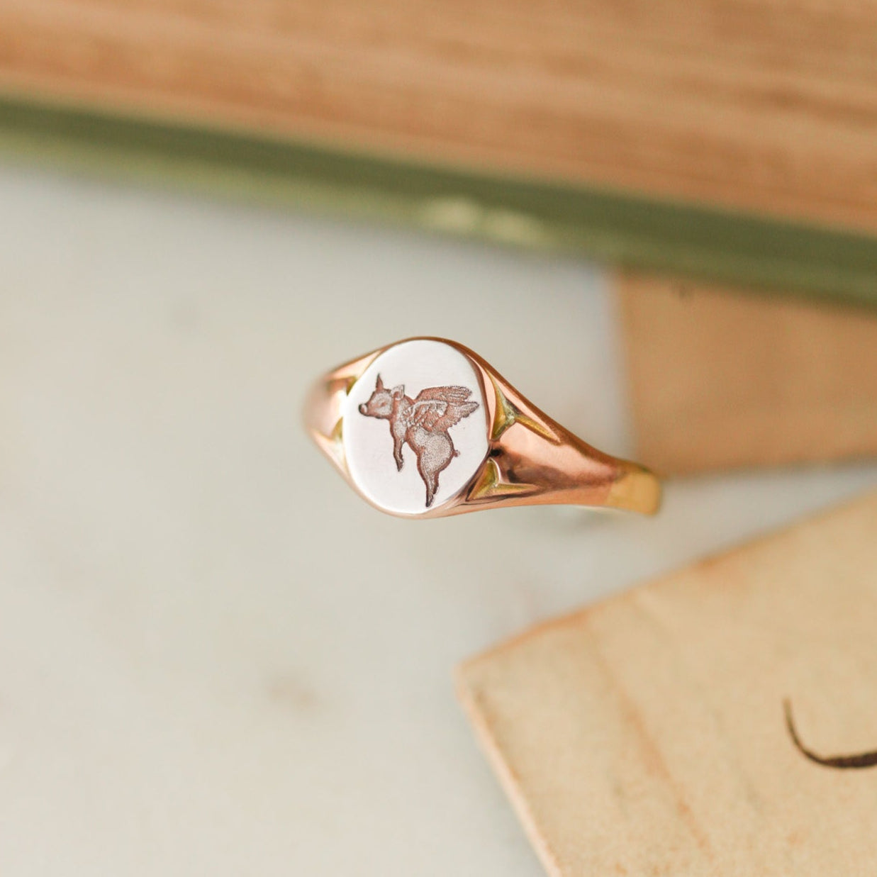 "Impossible Pig" Signet