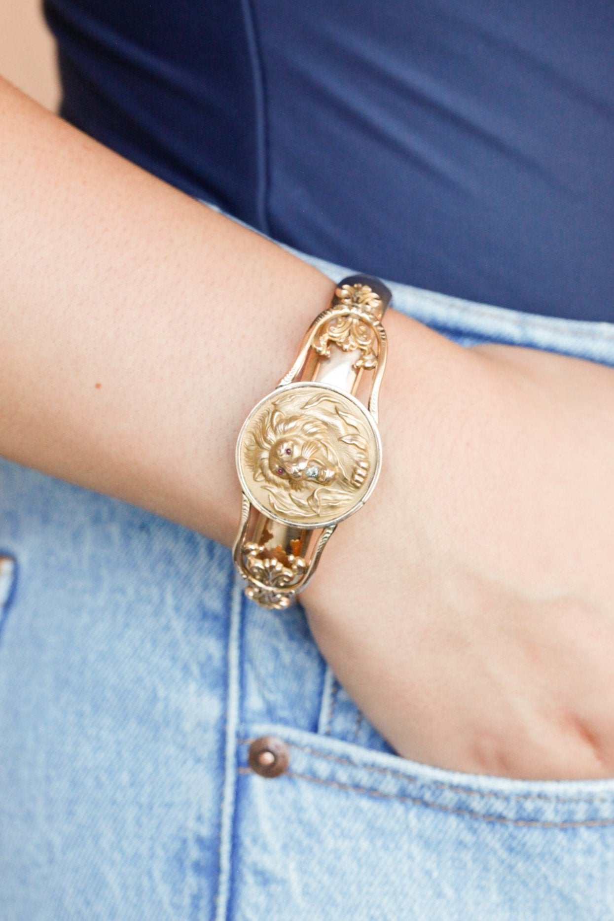 Evie Lion Bangle Bracelet