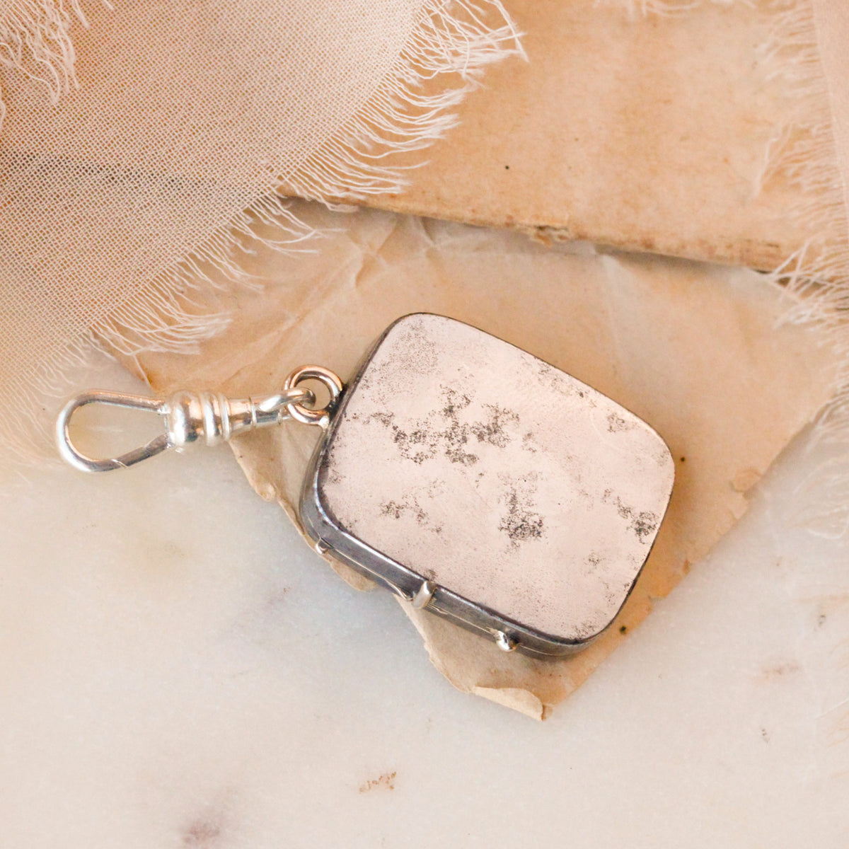 Art Deco Floral Engraved Locket