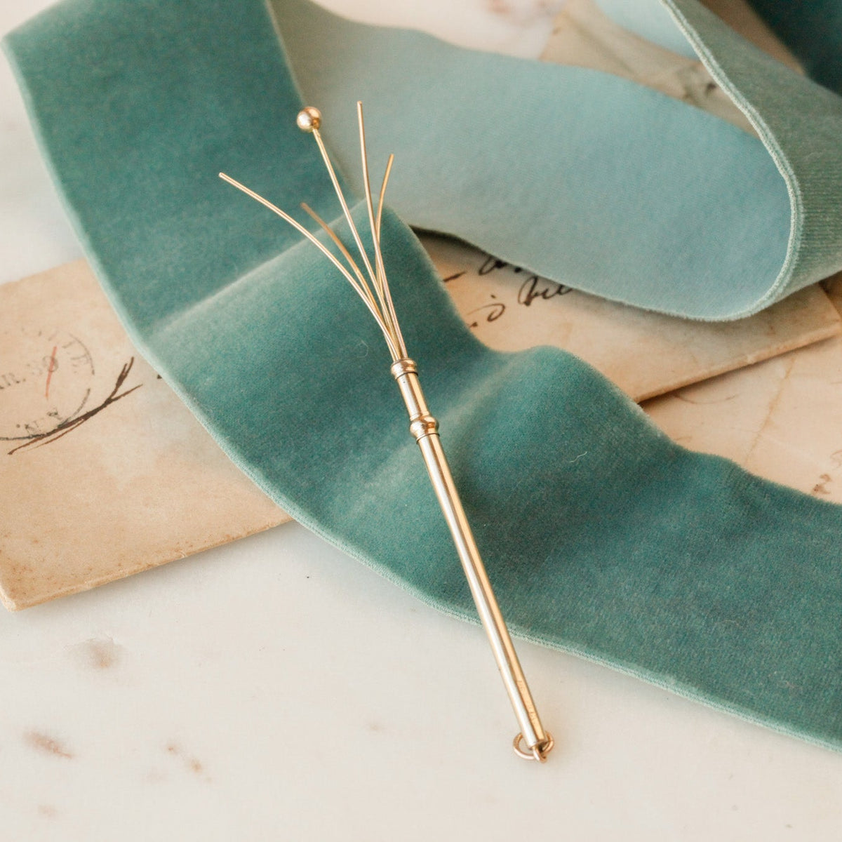 Vintage 9k Gold Swizzle Stick Pendant