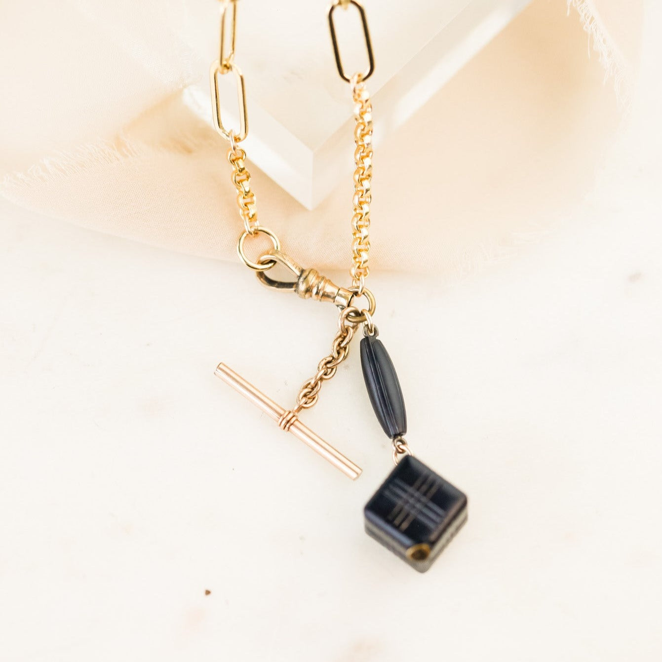 Otis Trellis Toggle Pendant