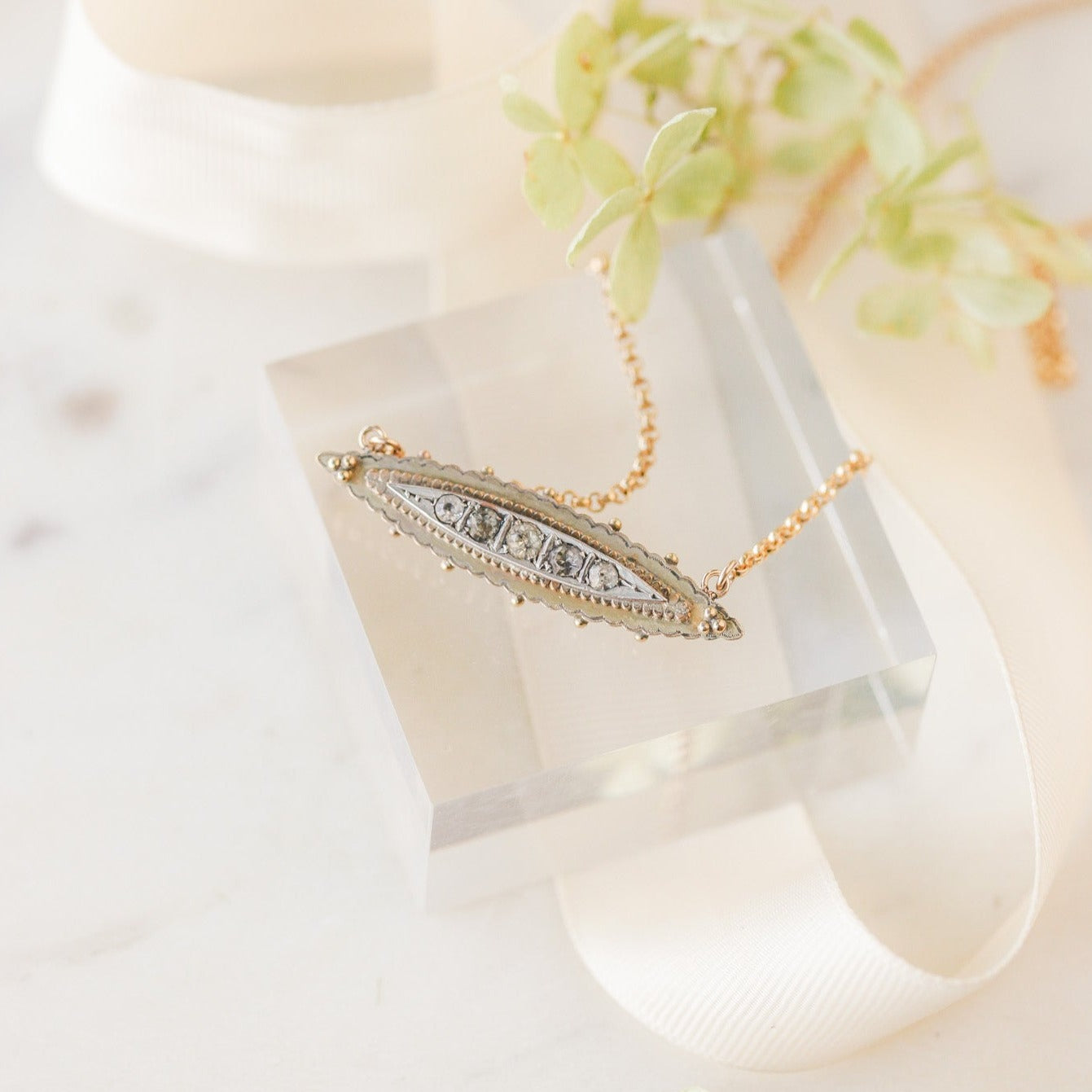 Cyree Victorian Pendant