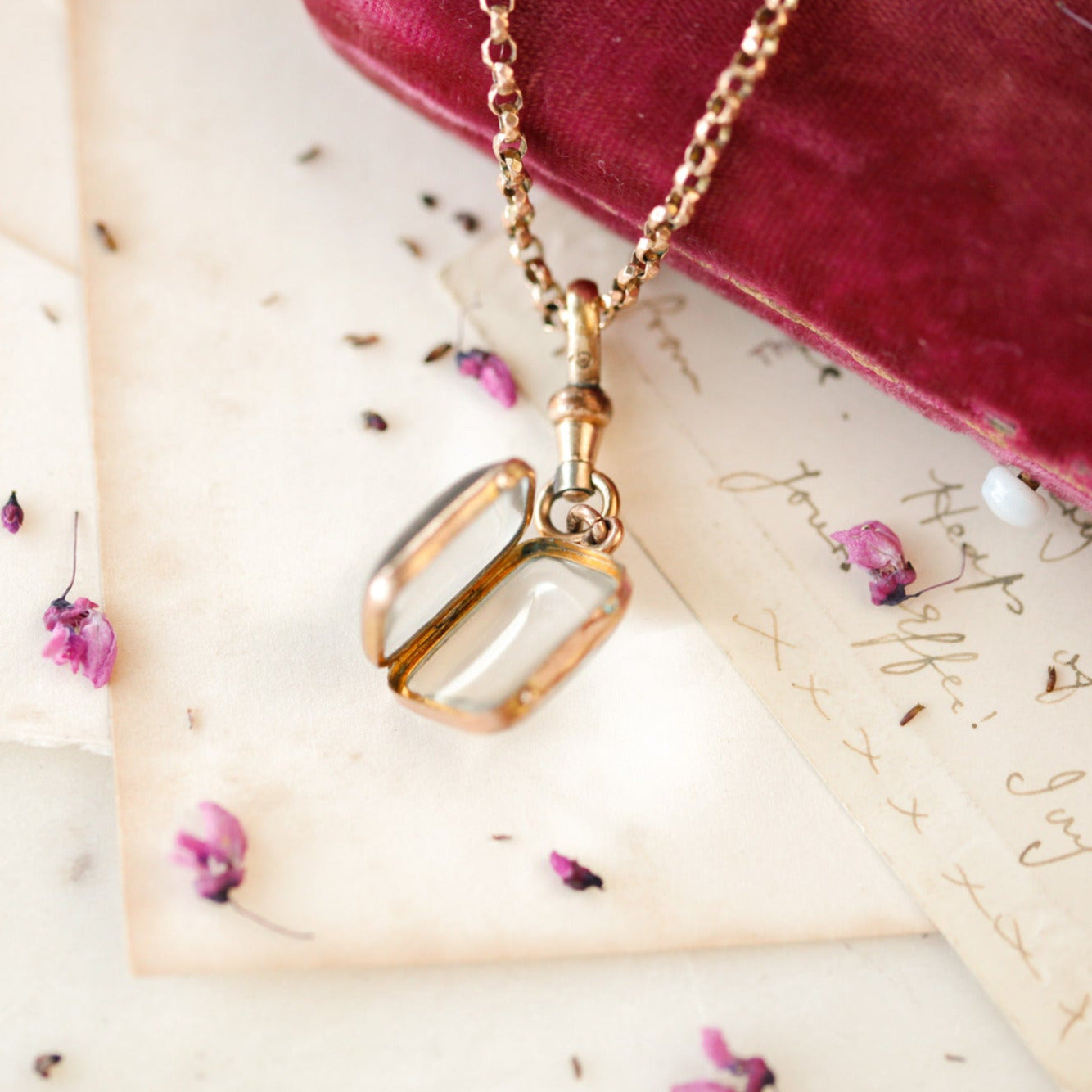 Boschero Double Glass Locket