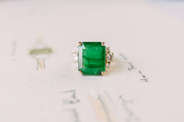 A Replicated 1920s Emerald Statement