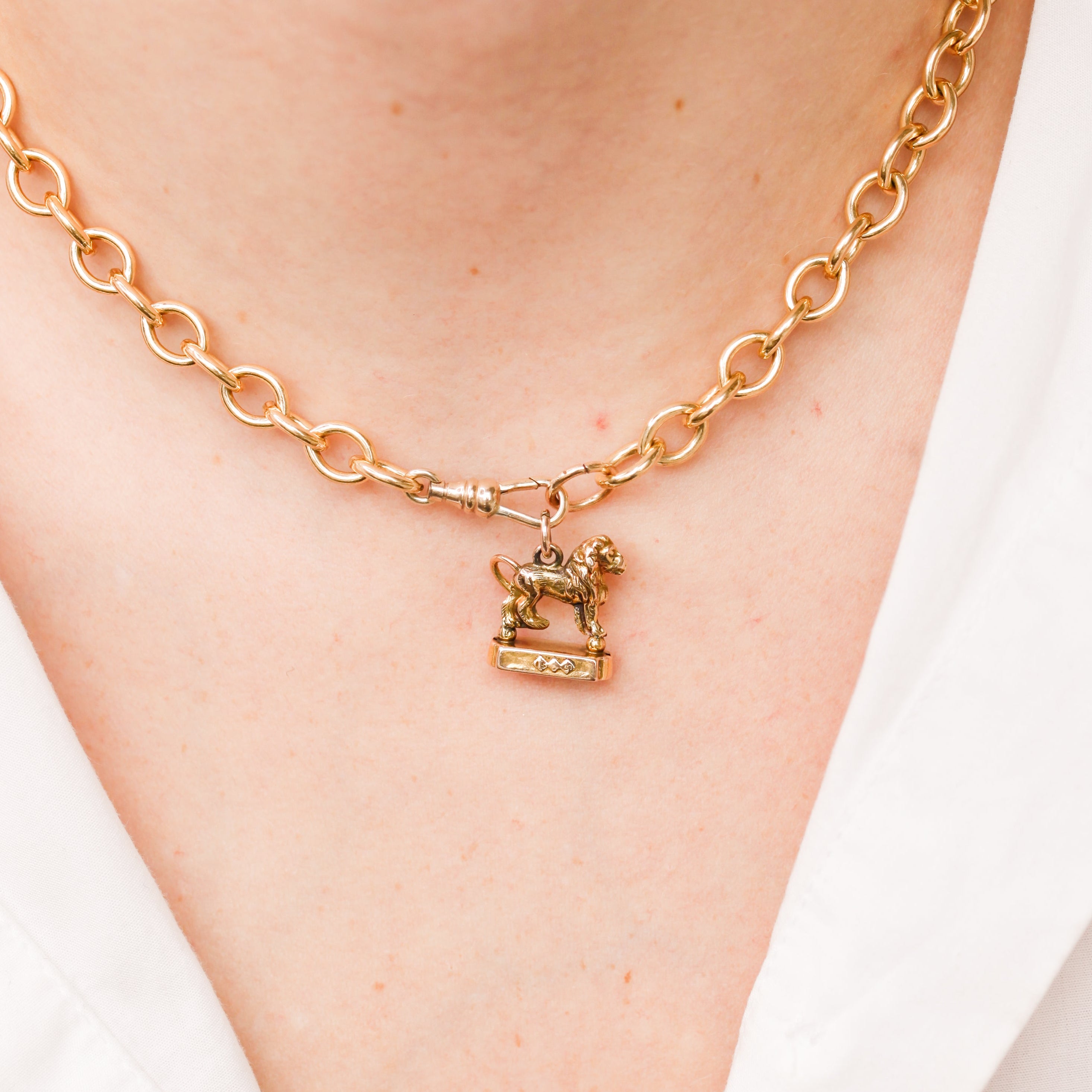 Arch Gold Lion Pendant