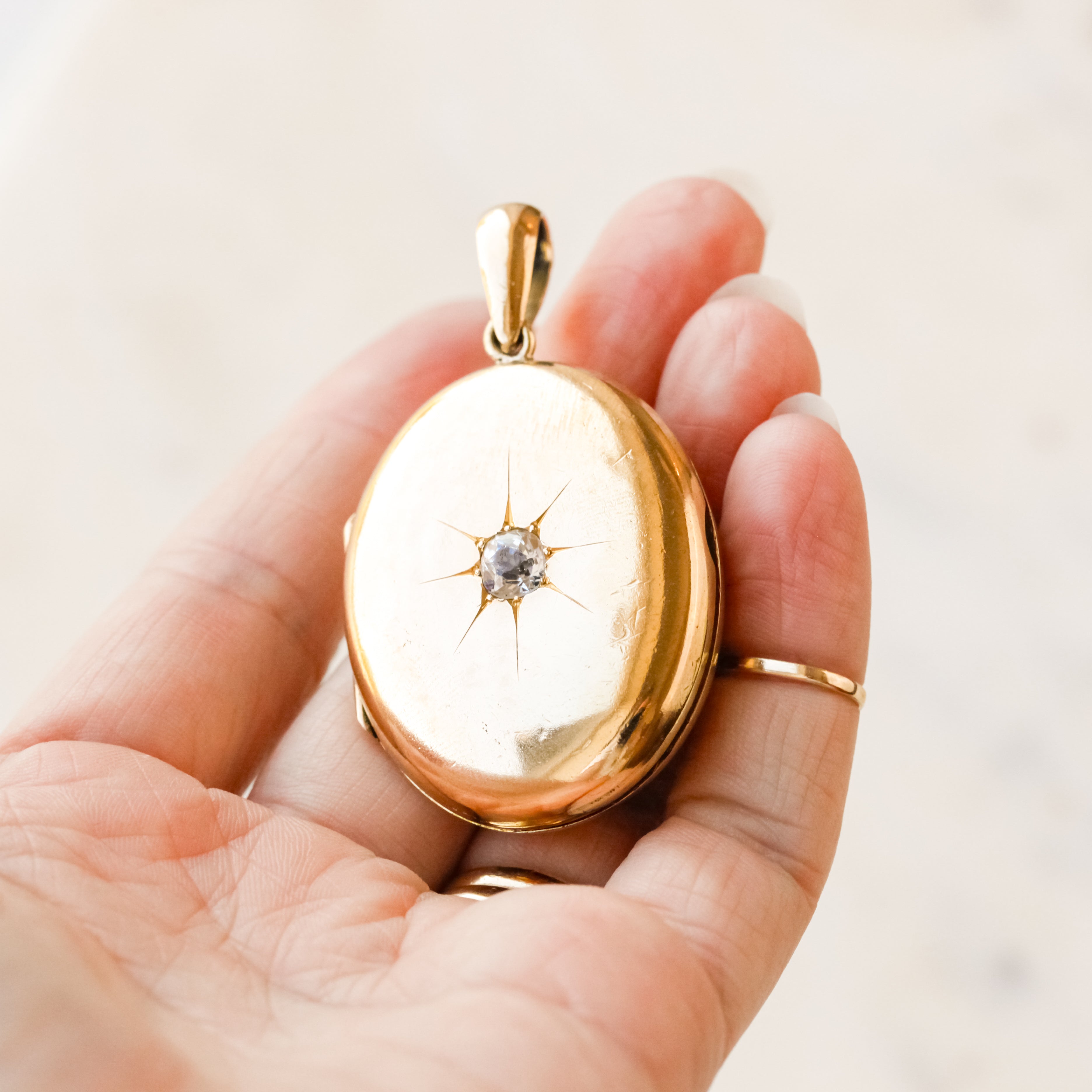 Geanie Celestial Locket