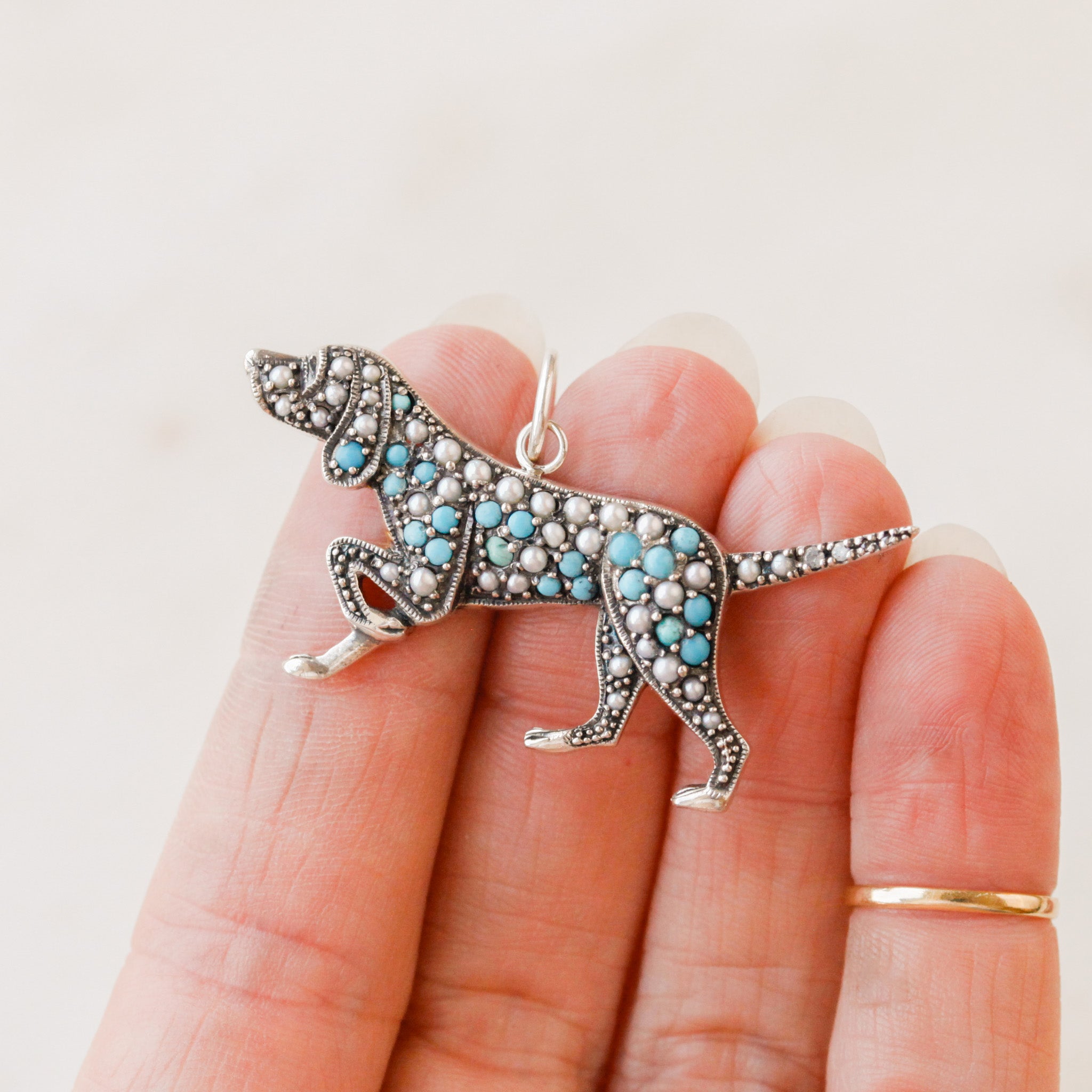 Turquoise Faithful Pointer Pendant