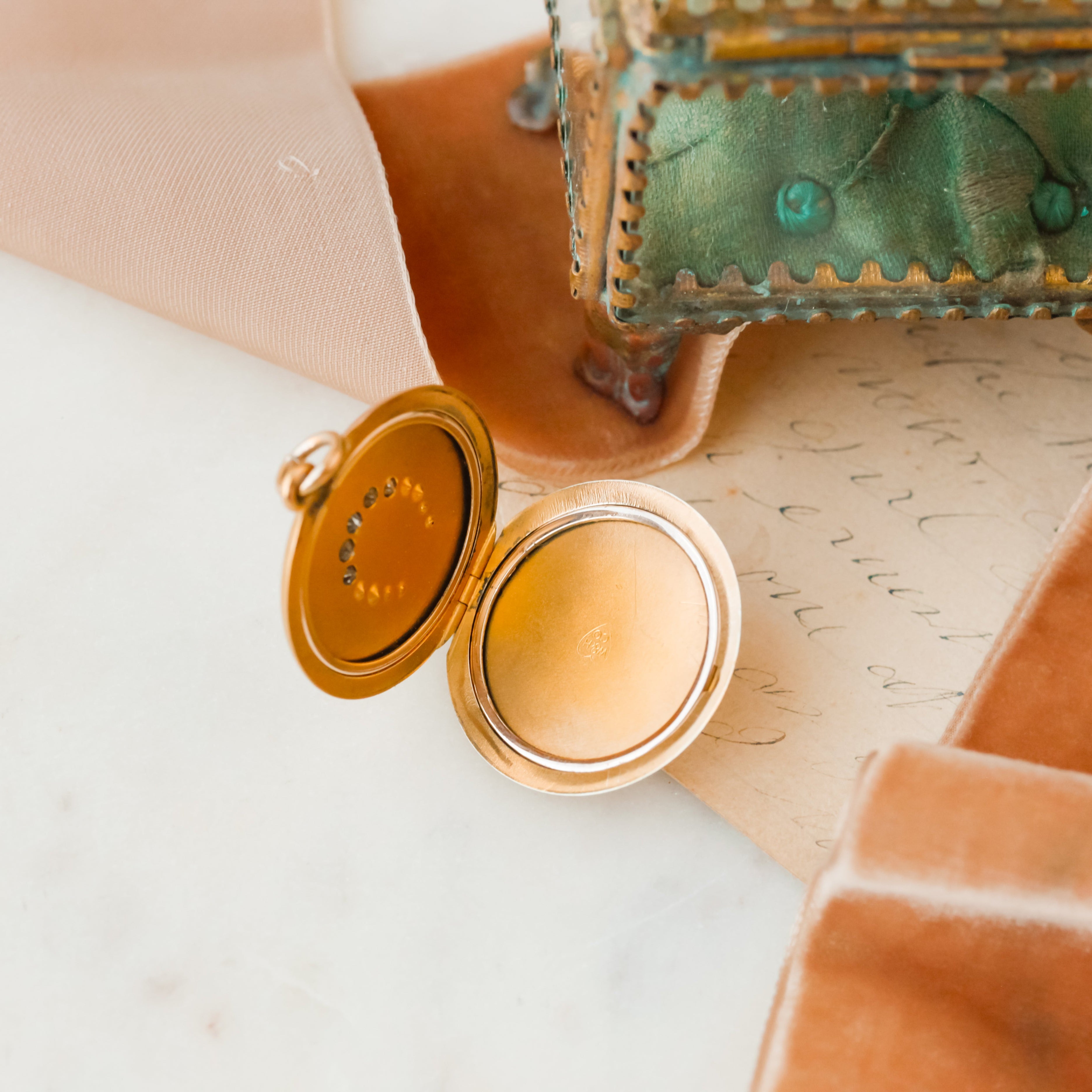 Lucky Edwardian Horseshoe Locket