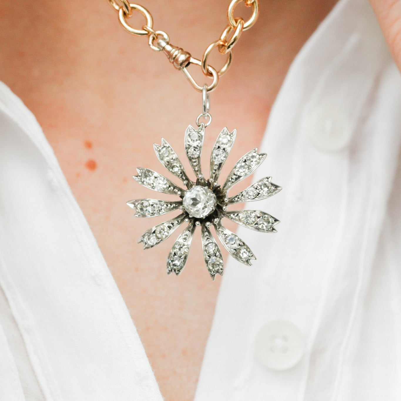 Daisy Edwardian Pendant