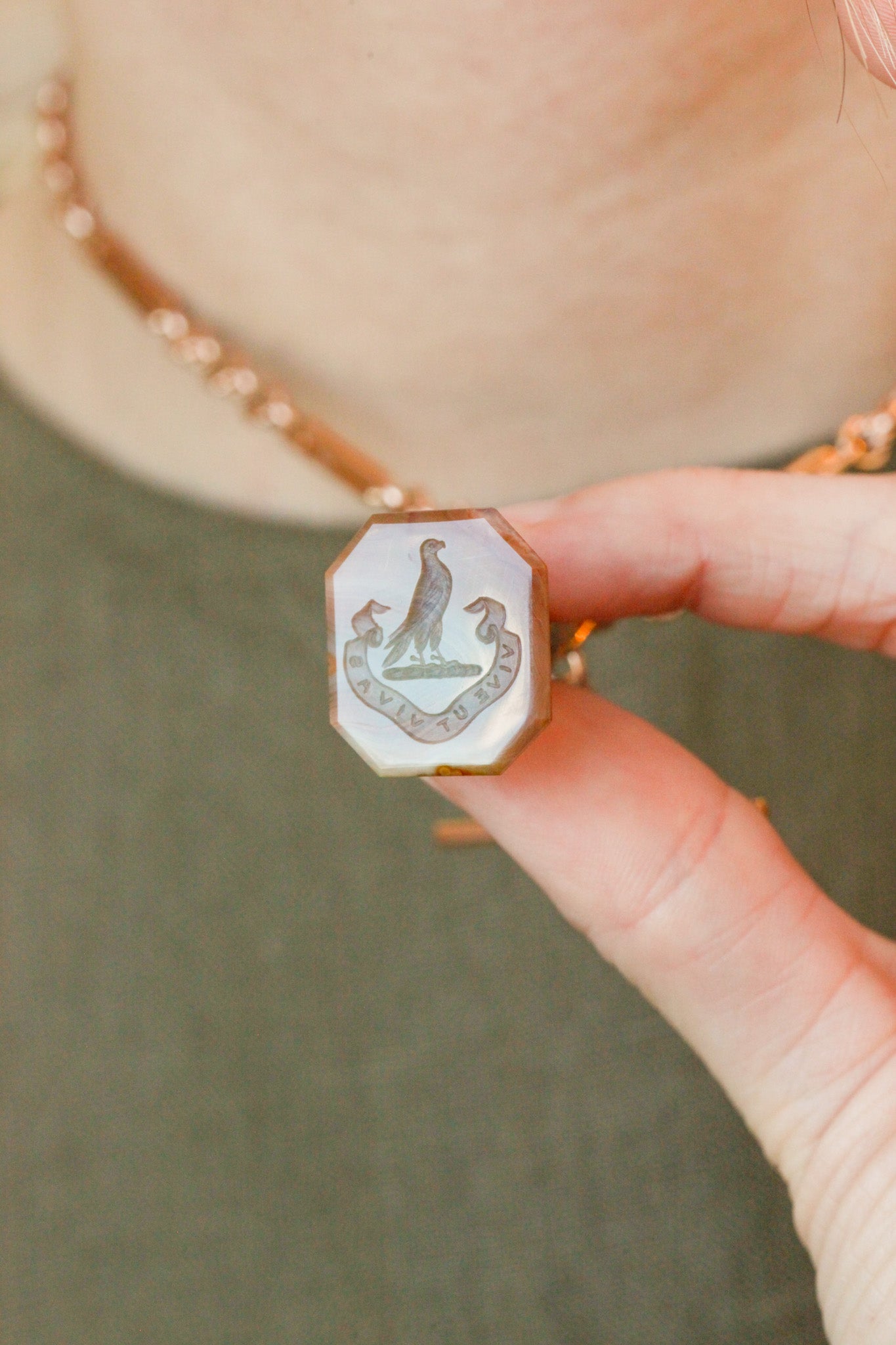 "Truly Live" Motto Seal