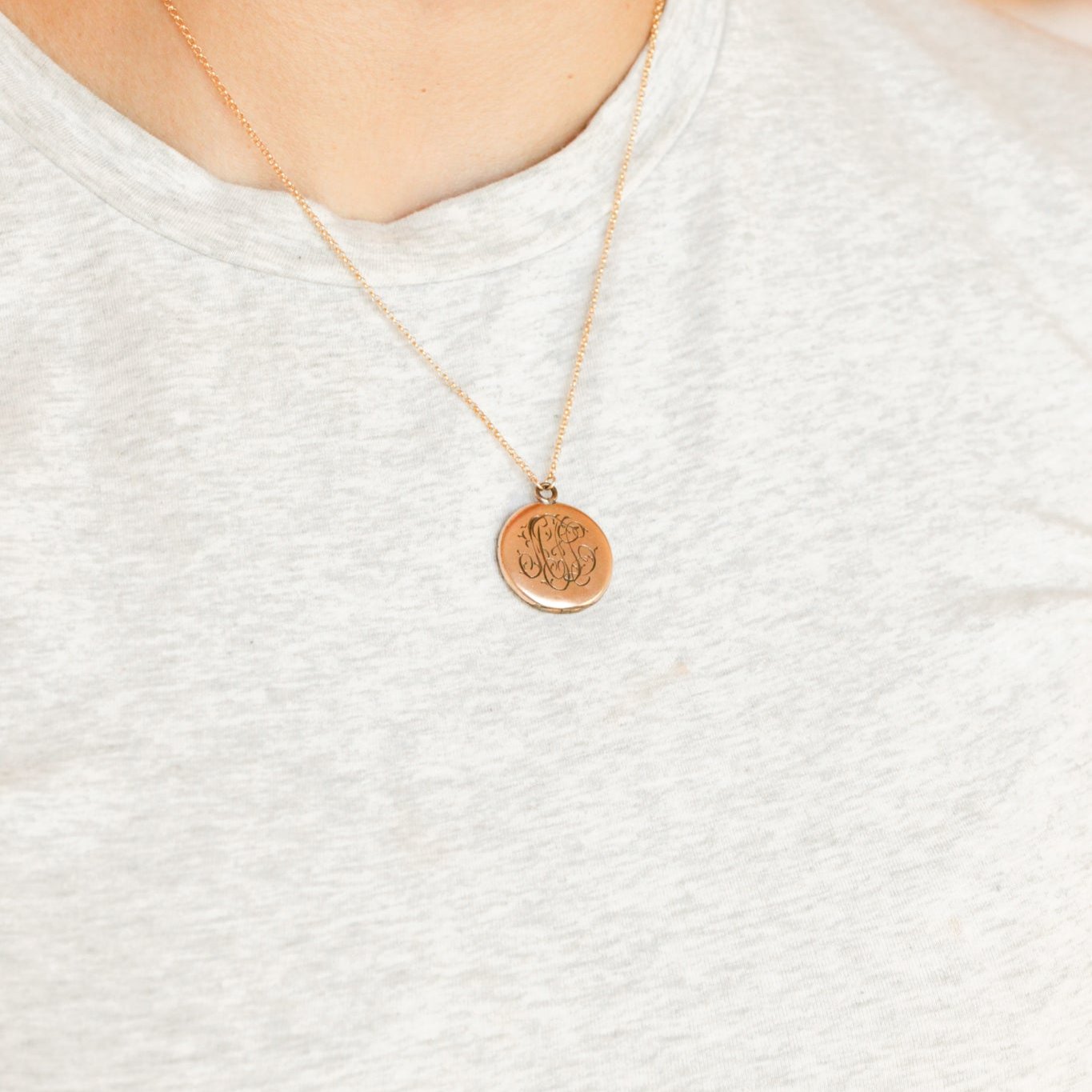 "AFL" Victorian Locket