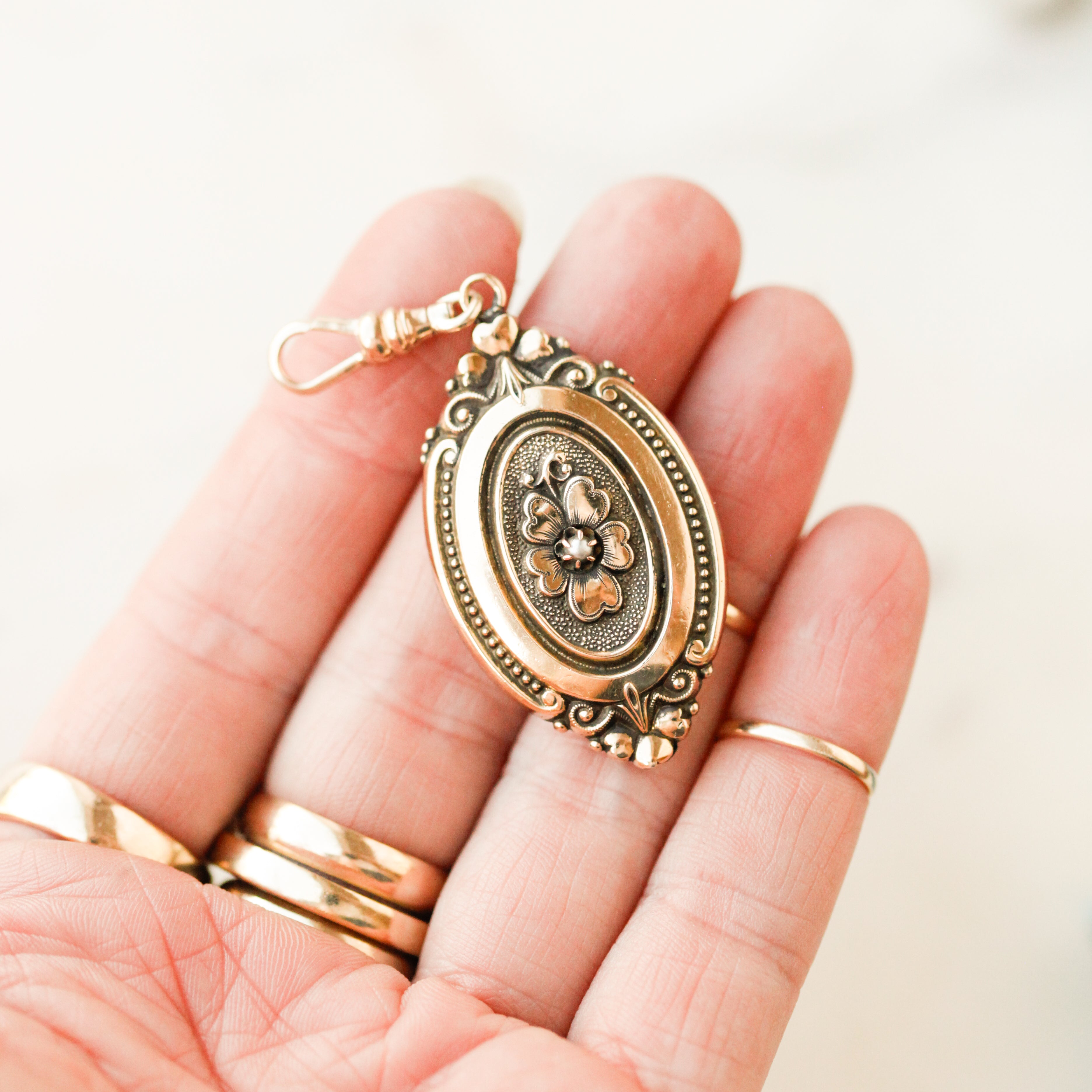 Alice Floral Locket