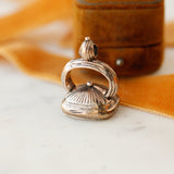 Billie Victorian Fob