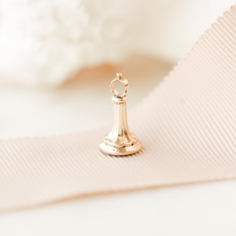 Petite Civie Fob