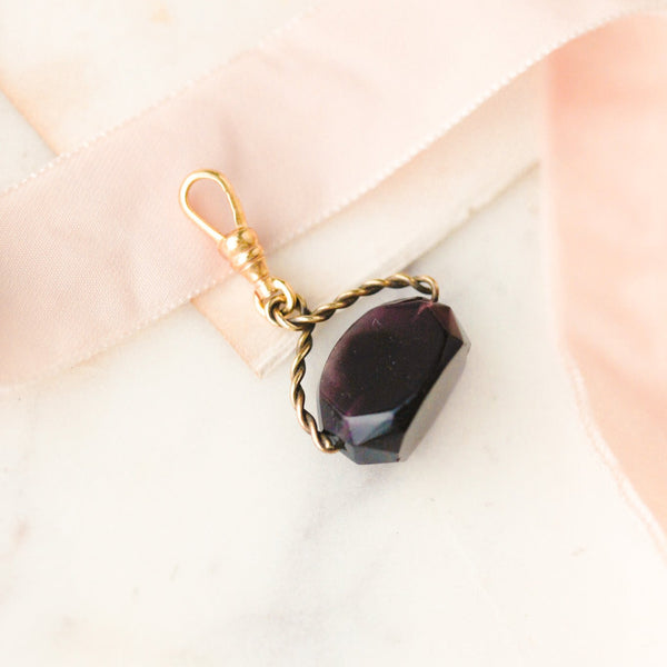 Lila Spinner Pendant