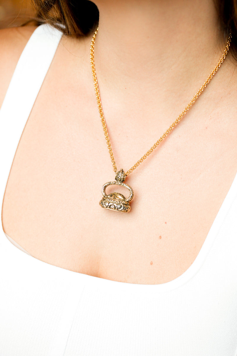 Clément Victorian Pendant
