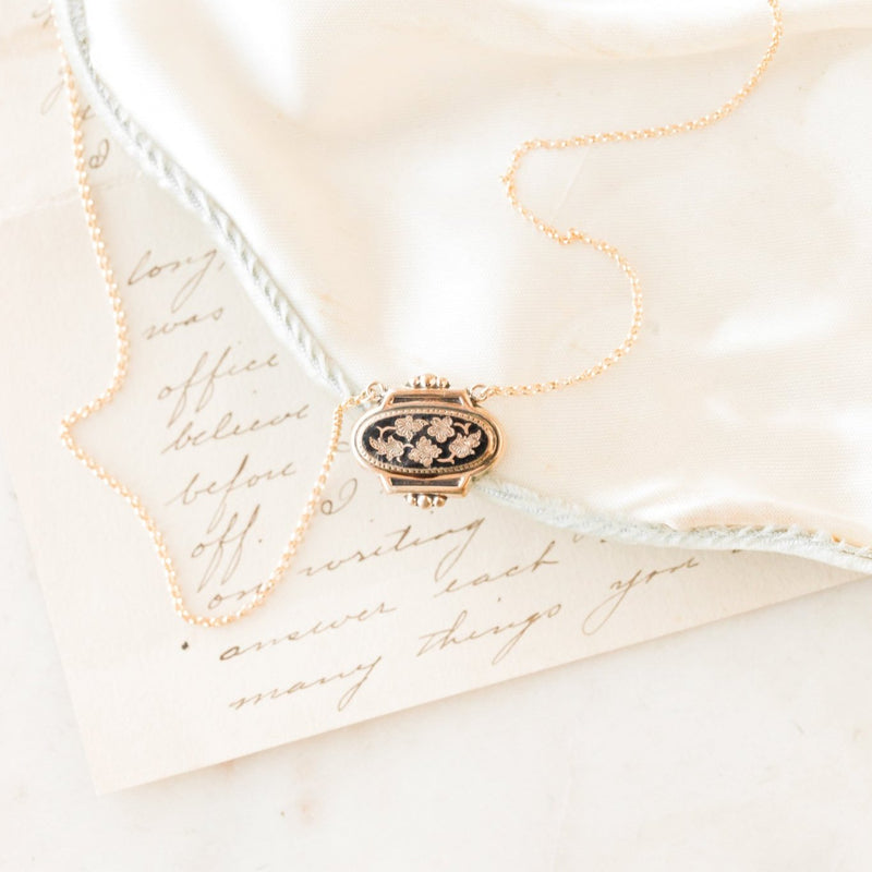 Gilles Floral Pendant