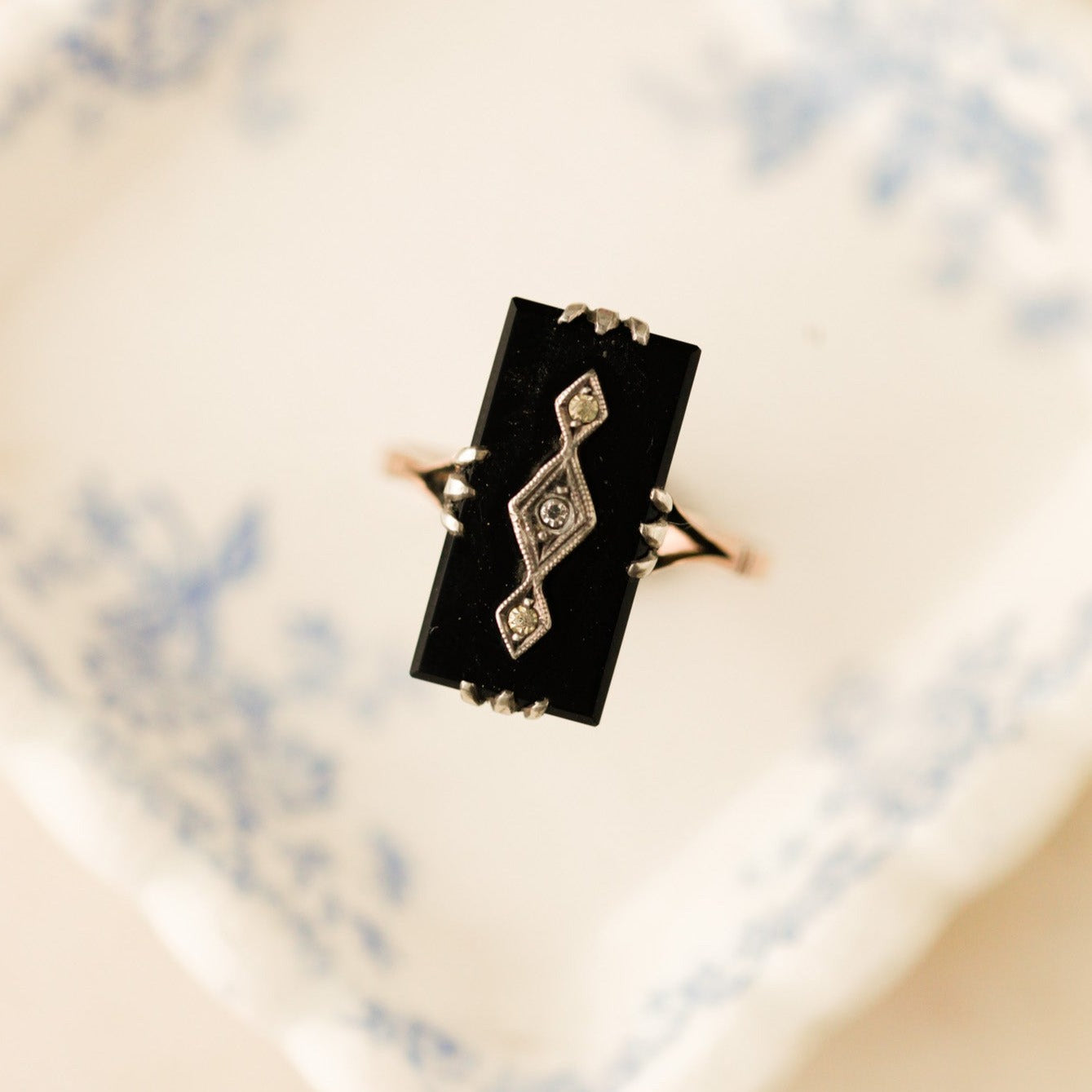 Edith Onyx Ring