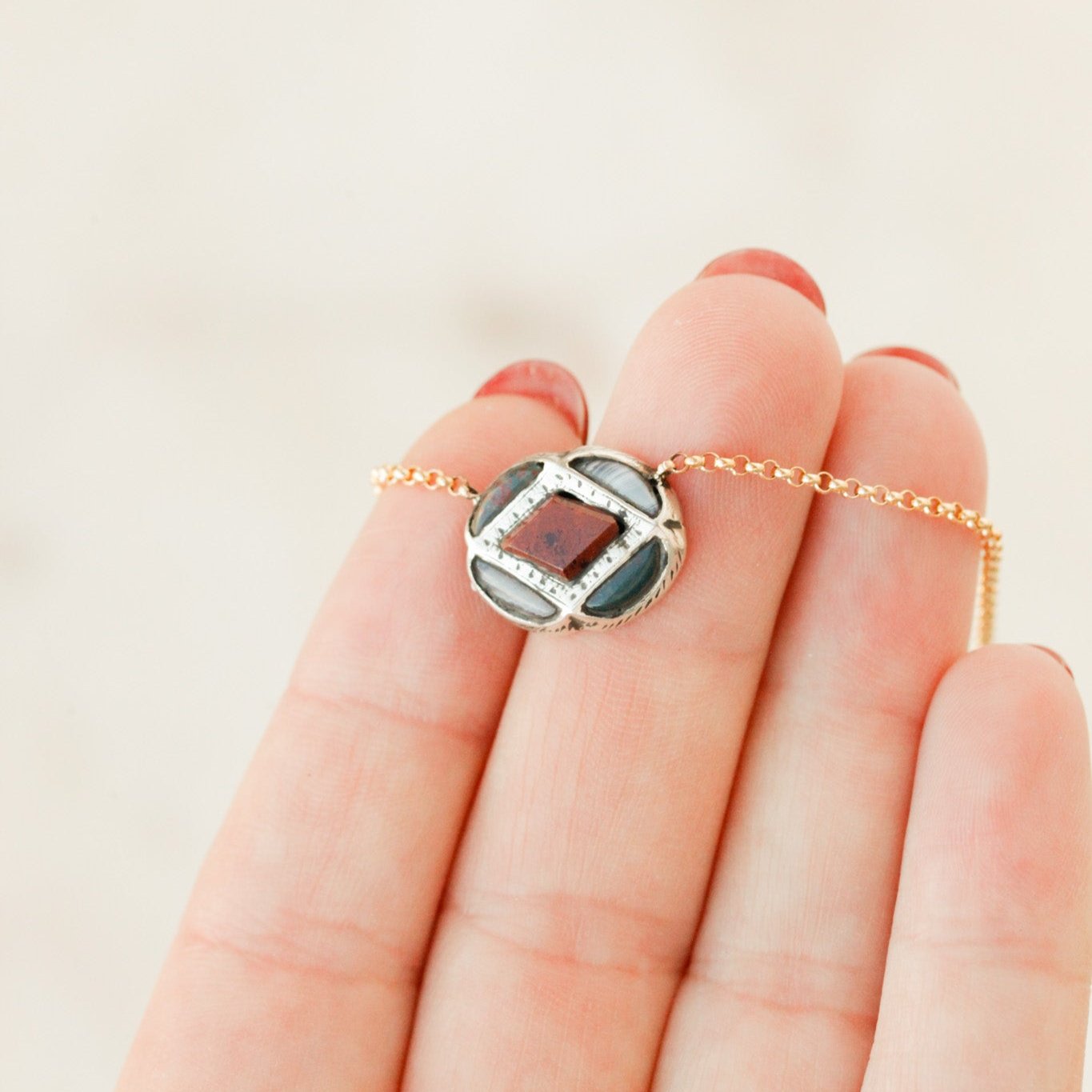 Blarney Petite Agate Pendant