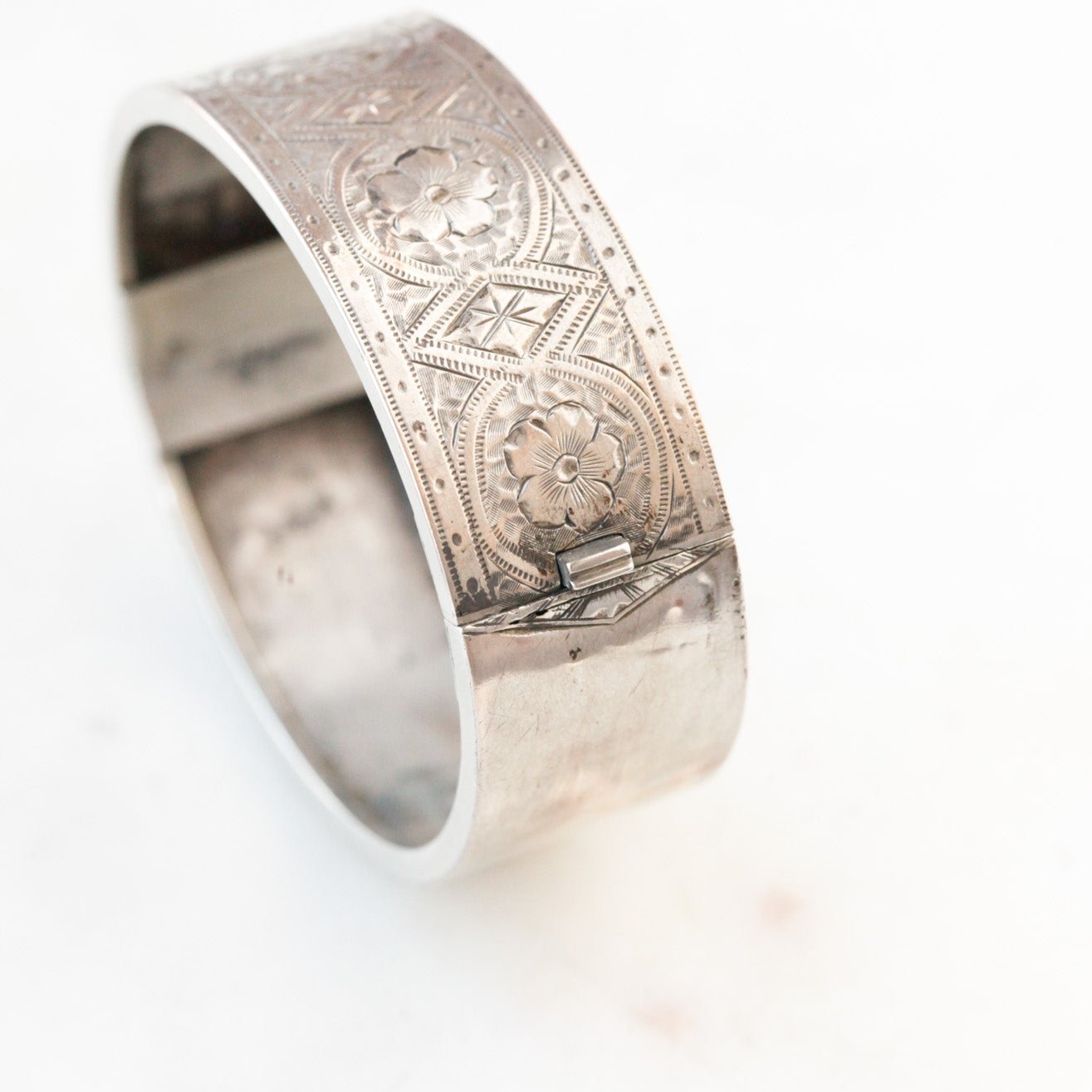 Bracken Floral Bracelet