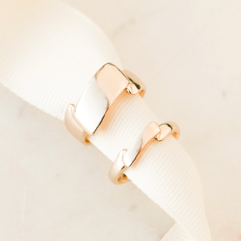 Wide Ribbon Ring