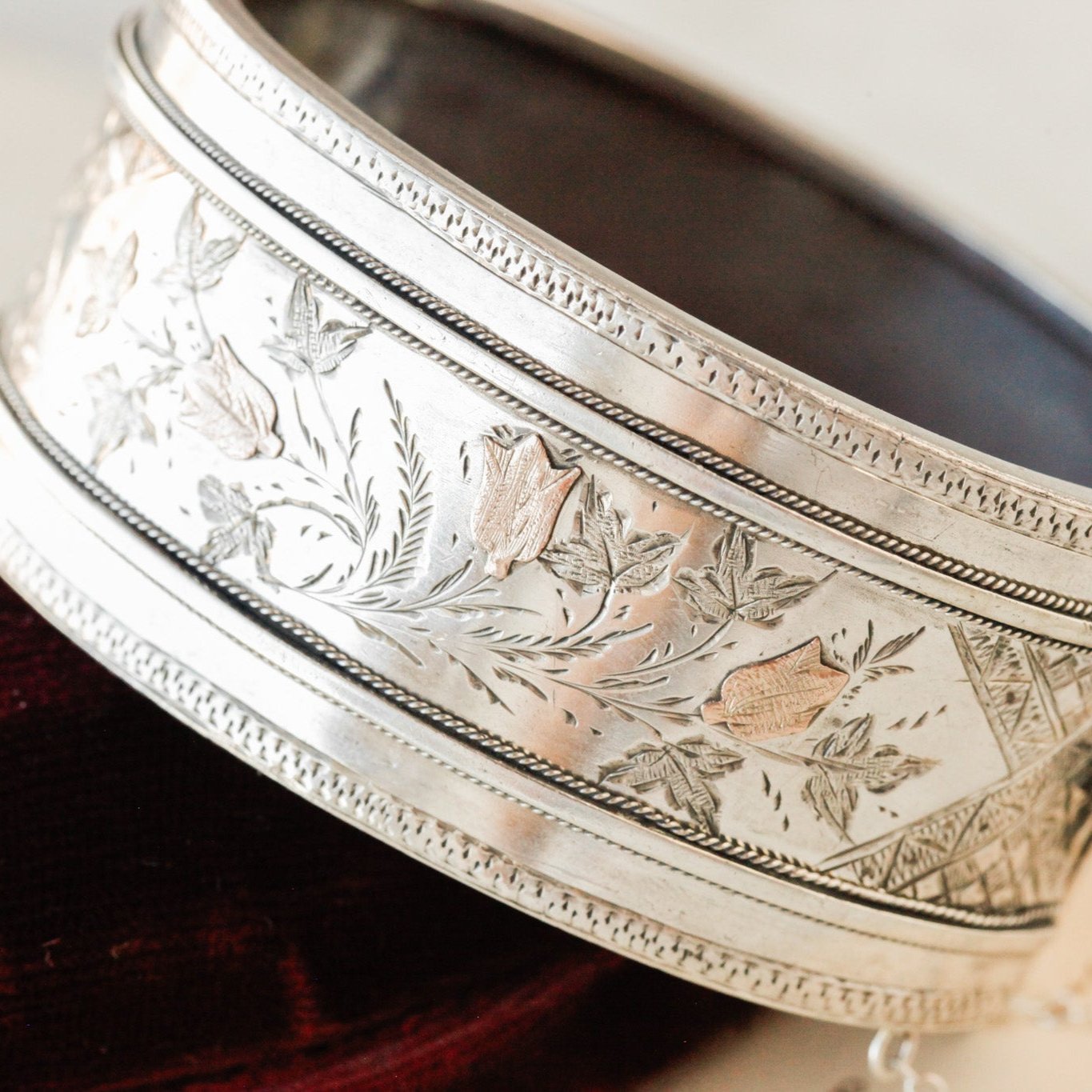"Xmas 1883" Silver Bangle