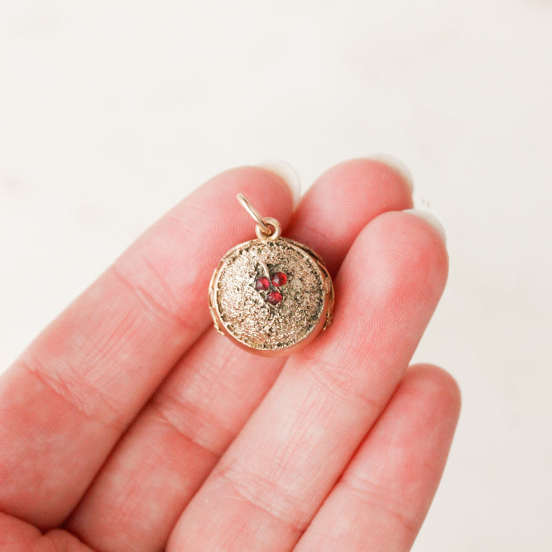 Vinnie Floral Orb Charm