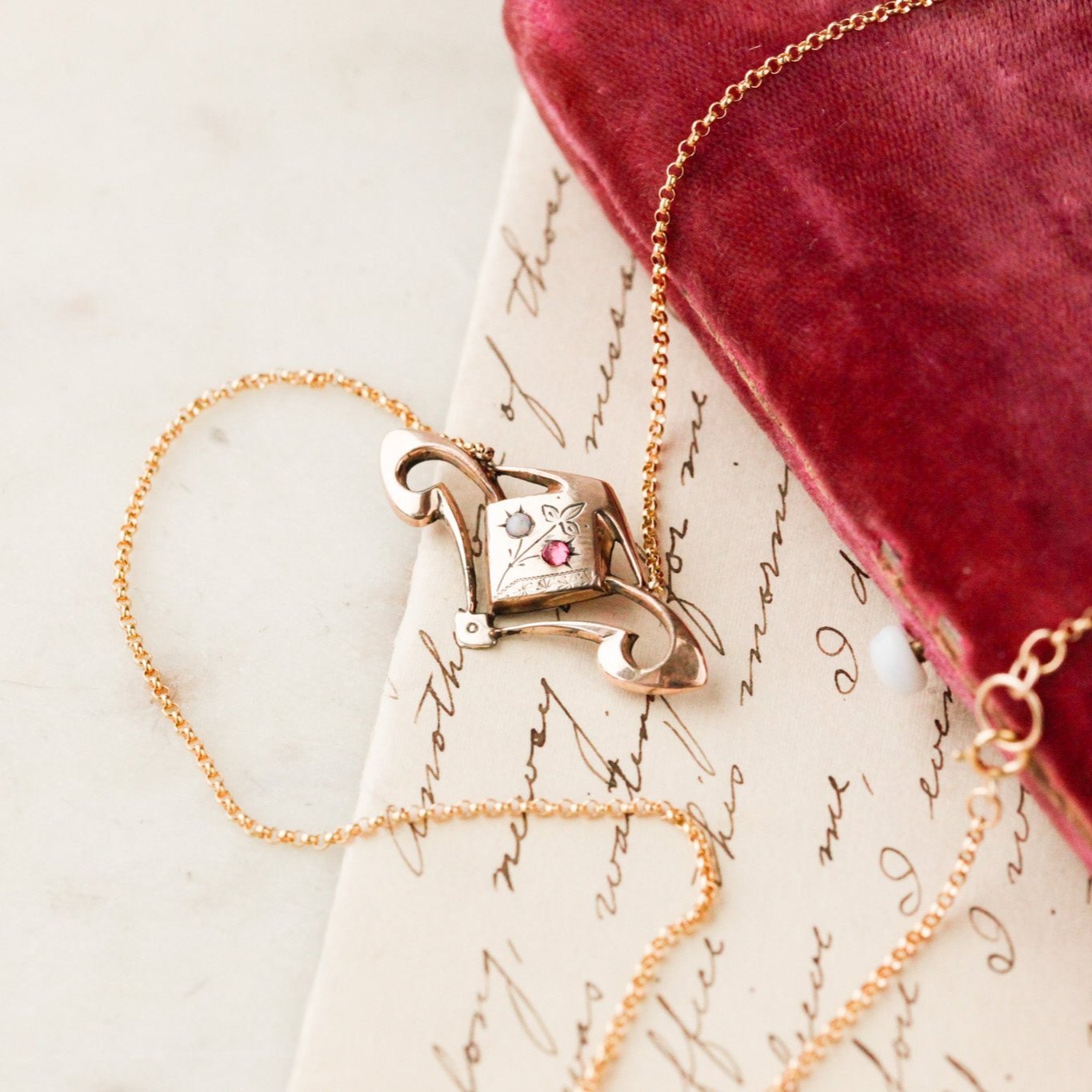 Balle Floral Pendant